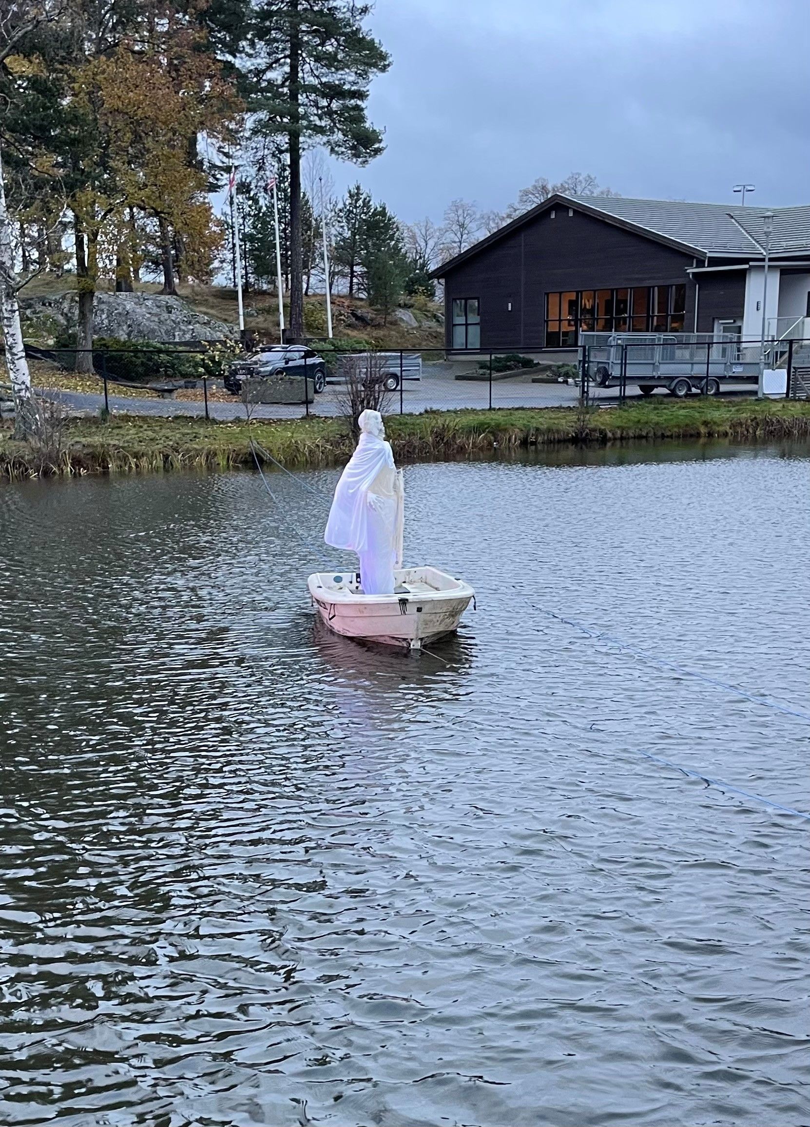 En hvit skikkelse i en båt​​​​‌﻿‍﻿​‍​‍‌‍﻿﻿‌﻿​‍‌‍‍‌‌‍‌﻿‌‍‍‌‌‍﻿‍​‍​‍​﻿‍‍​‍​‍‌﻿​﻿‌‍​‌‌‍﻿‍‌‍‍‌‌﻿‌​‌﻿‍‌​‍﻿‍‌‍‍‌‌‍﻿﻿​‍​‍​‍﻿​​‍​‍‌‍‍​‌﻿​‍‌‍‌‌‌‍‌‍​‍​‍​﻿‍‍​‍​‍‌‍‍​‌﻿‌​‌﻿‌​‌﻿​​​﻿‍‍​‍﻿﻿​‍﻿﻿‌‍﻿​‌‍﻿﻿‌‍​﻿‌‍​‌‌‍﻿​‌‍‍​‌‍﻿﻿‌﻿​﻿‌﻿‌​​﻿‍‍​﻿​﻿​﻿​﻿​﻿​﻿​﻿​﻿​‍﻿﻿‌‍‍‌‌‍﻿‍‌﻿‌​‌‍‌‌‌‍﻿‍‌﻿‌​​‍﻿﻿‌‍‌‌‌‍‌​‌‍‍‌‌﻿‌​​‍﻿﻿‌‍﻿‌‌‍﻿﻿‌‍‌​‌‍‌‌​﻿﻿‌‌﻿​​‌﻿​‍‌‍‌‌‌﻿​﻿‌‍‌‌‌‍﻿‍‌﻿‌​‌‍​‌‌﻿‌​‌‍‍‌‌‍﻿﻿‌‍﻿‍​﻿‍﻿‌‍‍‌‌‍‌​​﻿﻿‌‌‍‌‍‌‍‌​​﻿​﻿​﻿‌​​﻿​‌​﻿​​‌‍‌‍​﻿‍‌​‍﻿‌​﻿‌‌​﻿‌‍‌‍​‍​﻿​‌​‍﻿‌​﻿‌​‌‍​‍​﻿‌‍​﻿​​​‍﻿‌​﻿‍‌‌‍​‍​﻿​​​﻿‌‌​‍﻿‌​﻿​﻿‌‍‌‍‌‍​‍​﻿‌﻿‌‍​‌‌‍​‌​﻿​﻿​﻿‌‌​﻿​‍‌‍​﻿​﻿​‌​﻿‌​​﻿‍﻿‌﻿‌​‌﻿‍‌‌﻿​​‌‍‌‌​﻿﻿‌‌﻿​​‌‍﻿﻿‌﻿​﻿‌﻿‌​​﻿‍﻿‌﻿​​‌‍​‌‌﻿‌​‌‍‍​​﻿﻿‌‌‍​‍‌‍﻿﻿‌‍‌​‌﻿‍‌​‍‌‌​﻿‌‌‌​​‍‌‌﻿﻿‌‍‍﻿‌‍‌‌‌﻿‍‌​‍‌‌​﻿​﻿‌​‌​​‍‌‌​﻿​﻿‌​‌​​‍‌‌​﻿​‍​﻿​‍​﻿​﻿‌‍​﻿​﻿‍​​﻿‌﻿‌‍‌‍‌‍‌​​﻿‌﻿​﻿‍‌‌‍​‌‌‍​‌​﻿​﻿​﻿‌‍​‍‌‌​﻿​‍​﻿​‍​‍‌‌​﻿‌‌‌​‌​​‍﻿‍‌‍​‌‌‍﻿​‌﻿‌​​﻿﻿﻿‌‍​‍‌‍​‌‌﻿​﻿‌‍‌‌‌‌‌‌‌﻿​‍‌‍﻿​​﻿﻿‌‌‍‍​‌﻿‌​‌﻿‌​‌﻿​​​‍‌‌​﻿​﻿‌​​‌​‍‌‌​﻿​‍‌​‌‍​‍‌‌​﻿​‍‌​‌‍‌‍﻿​‌‍﻿﻿‌‍​﻿‌‍​‌‌‍﻿​‌‍‍​‌‍﻿﻿‌﻿​﻿‌﻿‌​​‍‌‌​﻿​﻿‌​​‌​﻿​﻿​﻿​﻿​﻿​﻿​﻿​﻿​‍‌‍‌‍‍‌‌‍‌​​﻿﻿‌‌‍‌‍‌‍‌​​﻿​﻿​﻿‌​​﻿​‌​﻿​​‌‍‌‍​﻿‍‌​‍﻿‌​﻿‌‌​﻿‌‍‌‍​‍​﻿​‌​‍﻿‌​﻿‌​‌‍​‍​﻿‌‍​﻿​​​‍﻿‌​﻿‍‌‌‍​‍​﻿​​​﻿‌‌​‍﻿‌​﻿​﻿‌‍‌‍‌‍​‍​﻿‌﻿‌‍​‌‌‍​‌​﻿​﻿​﻿‌‌​﻿​‍‌‍​﻿​﻿​‌​﻿‌​​‍‌‍‌﻿‌​‌﻿‍‌‌﻿​​‌‍‌‌​﻿﻿‌‌﻿​​‌‍﻿﻿‌﻿​﻿‌﻿‌​​‍‌‍‌﻿​​‌‍​‌‌﻿‌​‌‍‍​​﻿﻿‌‌‍​‍‌‍﻿﻿‌‍‌​‌﻿‍‌​‍‌‌​﻿‌‌‌​​‍‌‌﻿﻿‌‍‍﻿‌‍‌‌‌﻿‍‌​‍‌‌​﻿​﻿‌​‌​​‍‌‌​﻿​﻿‌​‌​​‍‌‌​﻿​‍​﻿​‍​﻿​﻿‌‍​﻿​﻿‍​​﻿‌﻿‌‍‌‍‌‍‌​​﻿‌﻿​﻿‍‌‌‍​‌‌‍​‌​﻿​﻿​﻿‌‍​‍‌‌​﻿​‍​﻿​‍​‍‌‌​﻿‌‌‌​‌​​‍﻿‍‌‍​‌‌‍﻿​‌﻿‌​​‍‌‍‌﻿​​‌‍‌‌‌﻿​‍‌﻿​﻿‌﻿​​‌‍‌‌‌‍​﻿‌﻿‌​‌‍‍‌‌﻿‌‍‌‍‌‌​﻿﻿‌‌﻿​​‌﻿‌‌‌‍​‍‌‍﻿​‌‍‍‌‌﻿​﻿‌‍‍​‌‍‌‌‌‍‌​​‍​‍‌﻿﻿‌