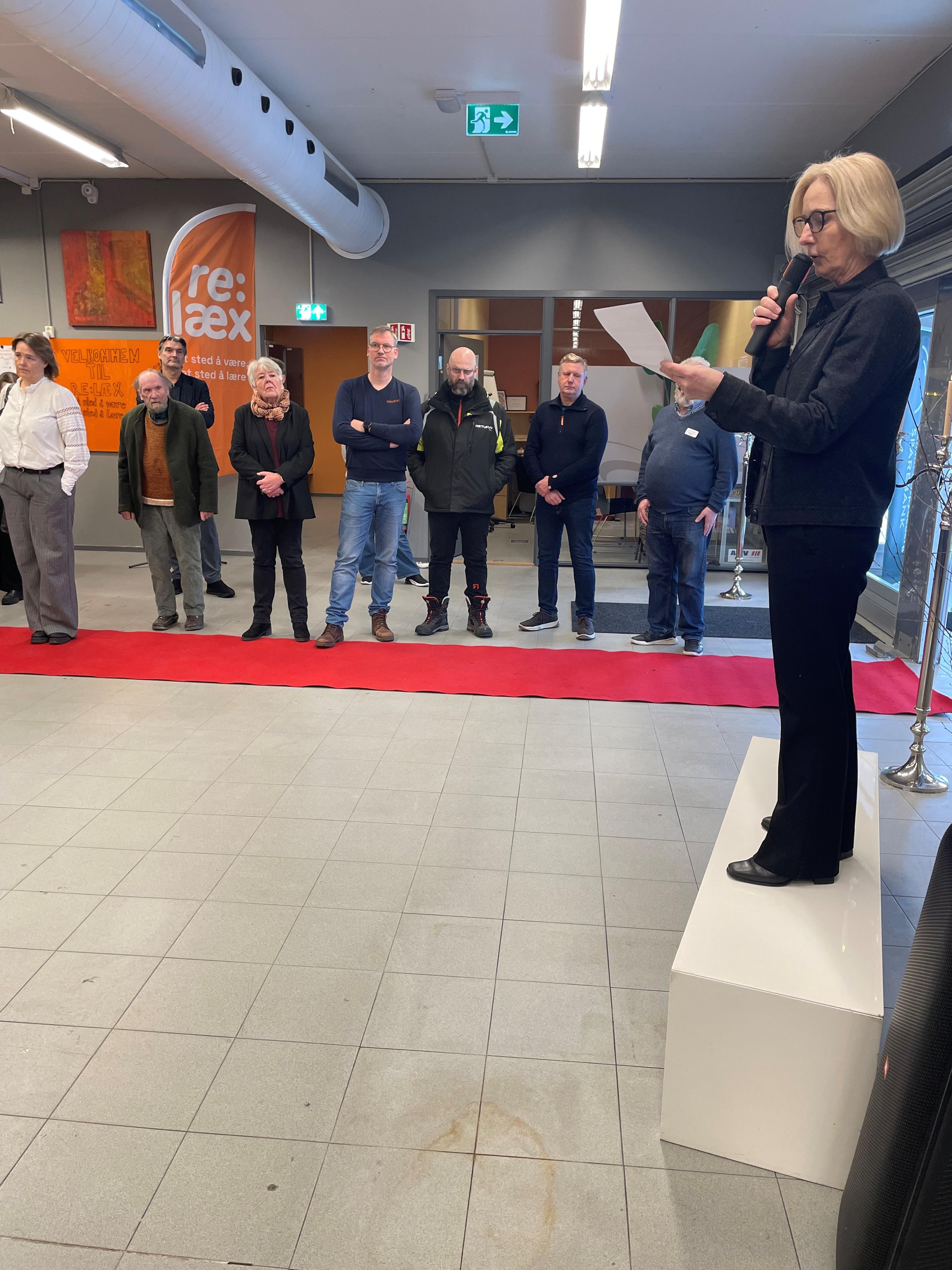 Dame som snakker til mennesker​​​​‌﻿‍﻿​‍​‍‌‍﻿﻿‌﻿​‍‌‍‍‌‌‍‌﻿‌‍‍‌‌‍﻿‍​‍​‍​﻿‍‍​‍​‍‌﻿​﻿‌‍​‌‌‍﻿‍‌‍‍‌‌﻿‌​‌﻿‍‌​‍﻿‍‌‍‍‌‌‍﻿﻿​‍​‍​‍﻿​​‍​‍‌‍‍​‌﻿​‍‌‍‌‌‌‍‌‍​‍​‍​﻿‍‍​‍​‍‌‍‍​‌﻿‌​‌﻿‌​‌﻿​​​﻿‍‍​‍﻿﻿​‍﻿﻿‌‍﻿​‌‍﻿﻿‌‍​﻿‌‍​‌‌‍﻿​‌‍‍​‌‍﻿﻿‌﻿​﻿‌﻿‌​​﻿‍‍​﻿​﻿​﻿​﻿​﻿​﻿​﻿​﻿​‍﻿﻿‌‍‍‌‌‍﻿‍‌﻿‌​‌‍‌‌‌‍﻿‍‌﻿‌​​‍﻿﻿‌‍‌‌‌‍‌​‌‍‍‌‌﻿‌​​‍﻿﻿‌‍﻿‌‌‍﻿﻿‌‍‌​‌‍‌‌​﻿﻿‌‌﻿​​‌﻿​‍‌‍‌‌‌﻿​﻿‌‍‌‌‌‍﻿‍‌﻿‌​‌‍​‌‌﻿‌​‌‍‍‌‌‍﻿﻿‌‍﻿‍​﻿‍﻿‌‍‍‌‌‍‌​​﻿﻿‌​﻿​​​﻿‍‌​﻿​‍​﻿‌‌‌‍​‍​﻿‌‍‌‍‌‌​﻿​‍​‍﻿‌​﻿​‌​﻿​‍​﻿‌‌​﻿‍​​‍﻿‌​﻿‌​​﻿​‍‌‍​﻿‌‍‌‌​‍﻿‌‌‍​‌​﻿‍‌​﻿‌﻿‌‍​﻿​‍﻿‌‌‍‌​​﻿​‍​﻿‍​‌‍​﻿‌‍​﻿​﻿​﻿​﻿‌​​﻿​﻿‌‍​﻿‌‍​﻿​﻿‌‍​﻿‌‌​﻿‍﻿‌﻿‌​‌﻿‍‌‌﻿​​‌‍‌‌​﻿﻿‌‌﻿​​‌‍﻿﻿‌﻿​﻿‌﻿‌​​﻿‍﻿‌﻿​​‌‍​‌‌﻿‌​‌‍‍​​﻿﻿‌‌‍​‍‌‍﻿﻿‌‍‌​‌﻿‍‌​‍‌‌​﻿‌‌‌​​‍‌‌﻿﻿‌‍‍﻿‌‍‌‌‌﻿‍‌​‍‌‌​﻿​﻿‌​‌​​‍‌‌​﻿​﻿‌​‌​​‍‌‌​﻿​‍​﻿​‍​﻿​‌‌‍​﻿‌‍‌​‌‍‌‌​﻿​‍‌‍‌‍​﻿‌﻿‌‍‌‍​﻿​﻿​﻿‌‍​﻿‍‌​﻿‍​​‍‌‌​﻿​‍​﻿​‍​‍‌‌​﻿‌‌‌​‌​​‍﻿‍‌‍​‌‌‍﻿​‌﻿‌​​﻿﻿﻿‌‍​‍‌‍​‌‌﻿​﻿‌‍‌‌‌‌‌‌‌﻿​‍‌‍﻿​​﻿﻿‌‌‍‍​‌﻿‌​‌﻿‌​‌﻿​​​‍‌‌​﻿​﻿‌​​‌​‍‌‌​﻿​‍‌​‌‍​‍‌‌​﻿​‍‌​‌‍‌‍﻿​‌‍﻿﻿‌‍​﻿‌‍​‌‌‍﻿​‌‍‍​‌‍﻿﻿‌﻿​﻿‌﻿‌​​‍‌‌​﻿​﻿‌​​‌​﻿​﻿​﻿​﻿​﻿​﻿​﻿​﻿​‍‌‍‌‍‍‌‌‍‌​​﻿﻿‌​﻿​​​﻿‍‌​﻿​‍​﻿‌‌‌‍​‍​﻿‌‍‌‍‌‌​﻿​‍​‍﻿‌​﻿​‌​﻿​‍​﻿‌‌​﻿‍​​‍﻿‌​﻿‌​​﻿​‍‌‍​﻿‌‍‌‌​‍﻿‌‌‍​‌​﻿‍‌​﻿‌﻿‌‍​﻿​‍﻿‌‌‍‌​​﻿​‍​﻿‍​‌‍​﻿‌‍​﻿​﻿​﻿​﻿‌​​﻿​﻿‌‍​﻿‌‍​﻿​﻿‌‍​﻿‌‌​‍‌‍‌﻿‌​‌﻿‍‌‌﻿​​‌‍‌‌​﻿﻿‌‌﻿​​‌‍﻿﻿‌﻿​﻿‌﻿‌​​‍‌‍‌﻿​​‌‍​‌‌﻿‌​‌‍‍​​﻿﻿‌‌‍​‍‌‍﻿﻿‌‍‌​‌﻿‍‌​‍‌‌​﻿‌‌‌​​‍‌‌﻿﻿‌‍‍﻿‌‍‌‌‌﻿‍‌​‍‌‌​﻿​﻿‌​‌​​‍‌‌​﻿​﻿‌​‌​​‍‌‌​﻿​‍​﻿​‍​﻿​‌‌‍​﻿‌‍‌​‌‍‌‌​﻿​‍‌‍‌‍​﻿‌﻿‌‍‌‍​﻿​﻿​﻿‌‍​﻿‍‌​﻿‍​​‍‌‌​﻿​‍​﻿​‍​‍‌‌​﻿‌‌‌​‌​​‍﻿‍‌‍​‌‌‍﻿​‌﻿‌​​‍‌‍‌﻿​​‌‍‌‌‌﻿​‍‌﻿​﻿‌﻿​​‌‍‌‌‌‍​﻿‌﻿‌​‌‍‍‌‌﻿‌‍‌‍‌‌​﻿﻿‌‌﻿​​‌﻿‌‌‌‍​‍‌‍﻿​‌‍‍‌‌﻿​﻿‌‍‍​‌‍‌‌‌‍‌​​‍​‍‌﻿﻿‌