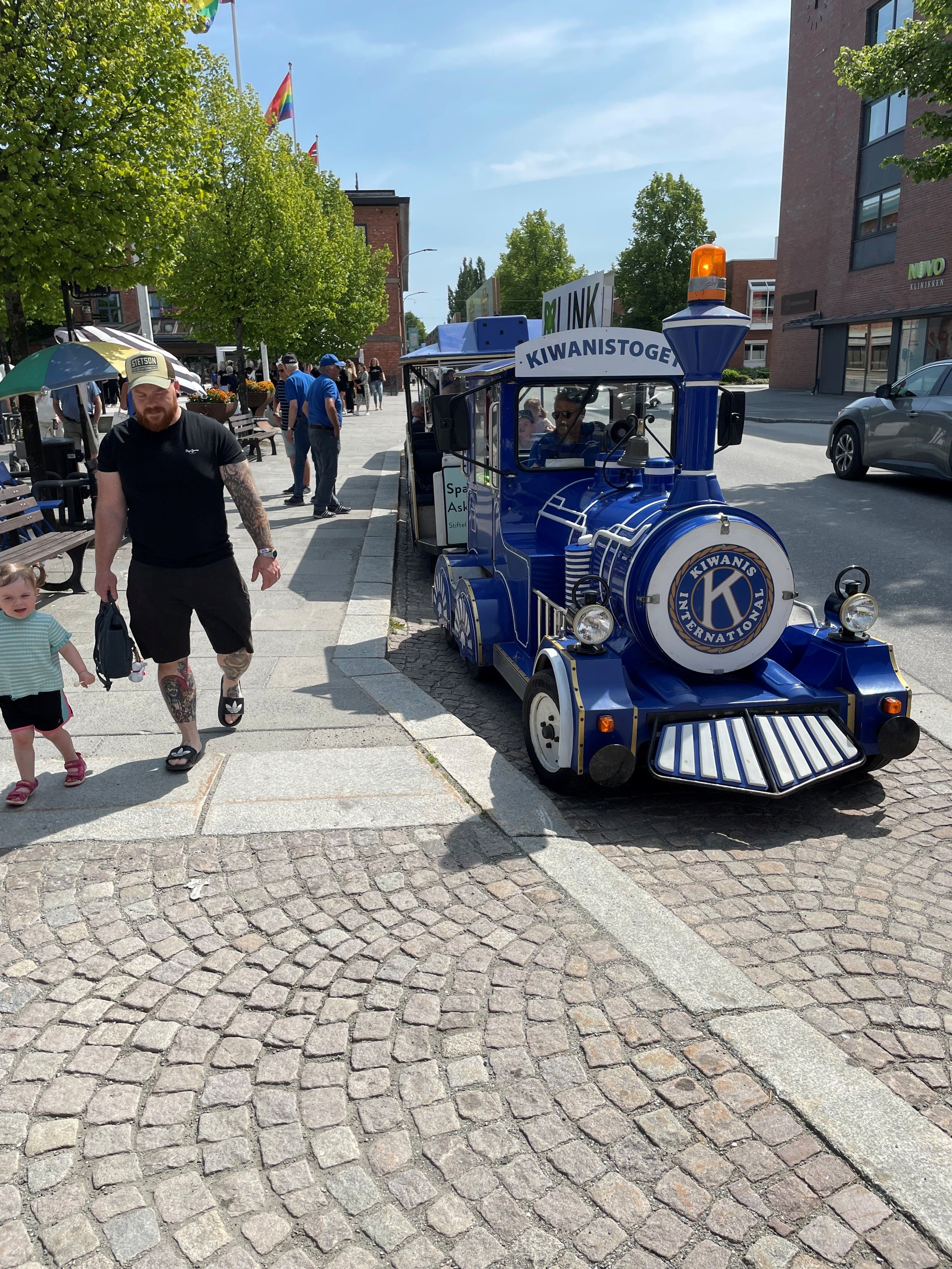 Et lite tog som kan kjøre på veien​​​​‌﻿‍﻿​‍​‍‌‍﻿﻿‌﻿​‍‌‍‍‌‌‍‌﻿‌‍‍‌‌‍﻿‍​‍​‍​﻿‍‍​‍​‍‌﻿​﻿‌‍​‌‌‍﻿‍‌‍‍‌‌﻿‌​‌﻿‍‌​‍﻿‍‌‍‍‌‌‍﻿﻿​‍​‍​‍﻿​​‍​‍‌‍‍​‌﻿​‍‌‍‌‌‌‍‌‍​‍​‍​﻿‍‍​‍​‍‌‍‍​‌﻿‌​‌﻿‌​‌﻿​​​﻿‍‍​‍﻿﻿​‍﻿﻿‌‍﻿​‌‍﻿﻿‌‍​﻿‌‍​‌‌‍﻿​‌‍‍​‌‍﻿﻿‌﻿​﻿‌﻿‌​​﻿‍‍​﻿​﻿​﻿​﻿​﻿​﻿​﻿​﻿​‍﻿﻿‌‍‍‌‌‍﻿‍‌﻿‌​‌‍‌‌‌‍﻿‍‌﻿‌​​‍﻿﻿‌‍‌‌‌‍‌​‌‍‍‌‌﻿‌​​‍﻿﻿‌‍﻿‌‌‍﻿﻿‌‍‌​‌‍‌‌​﻿﻿‌‌﻿​​‌﻿​‍‌‍‌‌‌﻿​﻿‌‍‌‌‌‍﻿‍‌﻿‌​‌‍​‌‌﻿‌​‌‍‍‌‌‍﻿﻿‌‍﻿‍​﻿‍﻿‌‍‍‌‌‍‌​​﻿﻿‌‌‍‌‍‌‍‌‌‌‍‌‌​﻿‌‌​﻿​‌‌‍​﻿​﻿​‍​﻿​‌​‍﻿‌‌‍‌‌​﻿​‍​﻿‌﻿​﻿​​​‍﻿‌​﻿‌​‌‍‌​‌‍‌​​﻿​‍​‍﻿‌‌‍​‌​﻿​‍​﻿‍​‌‍​‍​‍﻿‌‌‍​‌​﻿​​​﻿‌‌​﻿​​‌‍‌‌​﻿​‍‌‍‌​‌‍‌‍‌‍​‍​﻿​​‌‍‌‌​﻿‍​​﻿‍﻿‌﻿‌​‌﻿‍‌‌﻿​​‌‍‌‌​﻿﻿‌‌﻿​​‌‍﻿﻿‌﻿​﻿‌﻿‌​​﻿‍﻿‌﻿​​‌‍​‌‌﻿‌​‌‍‍​​﻿﻿‌‌‍​‍‌‍﻿﻿‌‍‌​‌﻿‍‌​‍‌‌​﻿‌‌‌​​‍‌‌﻿﻿‌‍‍﻿‌‍‌‌‌﻿‍‌​‍‌‌​﻿​﻿‌​‌​​‍‌‌​﻿​﻿‌​‌​​‍‌‌​﻿​‍​﻿​‍​﻿​​​﻿​​‌‍​‌‌‍​‍​﻿‌‌‌‍​‍​﻿​‍​﻿‌﻿​﻿‌‍‌‍‌​​﻿‌​​﻿‌﻿​‍‌‌​﻿​‍​﻿​‍​‍‌‌​﻿‌‌‌​‌​​‍﻿‍‌‍​‌‌‍﻿​‌﻿‌​​﻿﻿﻿‌‍​‍‌‍​‌‌﻿​﻿‌‍‌‌‌‌‌‌‌﻿​‍‌‍﻿​​﻿﻿‌‌‍‍​‌﻿‌​‌﻿‌​‌﻿​​​‍‌‌​﻿​﻿‌​​‌​‍‌‌​﻿​‍‌​‌‍​‍‌‌​﻿​‍‌​‌‍‌‍﻿​‌‍﻿﻿‌‍​﻿‌‍​‌‌‍﻿​‌‍‍​‌‍﻿﻿‌﻿​﻿‌﻿‌​​‍‌‌​﻿​﻿‌​​‌​﻿​﻿​﻿​﻿​﻿​﻿​﻿​﻿​‍‌‍‌‍‍‌‌‍‌​​﻿﻿‌‌‍‌‍‌‍‌‌‌‍‌‌​﻿‌‌​﻿​‌‌‍​﻿​﻿​‍​﻿​‌​‍﻿‌‌‍‌‌​﻿​‍​﻿‌﻿​﻿​​​‍﻿‌​﻿‌​‌‍‌​‌‍‌​​﻿​‍​‍﻿‌‌‍​‌​﻿​‍​﻿‍​‌‍​‍​‍﻿‌‌‍​‌​﻿​​​﻿‌‌​﻿​​‌‍‌‌​﻿​‍‌‍‌​‌‍‌‍‌‍​‍​﻿​​‌‍‌‌​﻿‍​​‍‌‍‌﻿‌​‌﻿‍‌‌﻿​​‌‍‌‌​﻿﻿‌‌﻿​​‌‍﻿﻿‌﻿​﻿‌﻿‌​​‍‌‍‌﻿​​‌‍​‌‌﻿‌​‌‍‍​​﻿﻿‌‌‍​‍‌‍﻿﻿‌‍‌​‌﻿‍‌​‍‌‌​﻿‌‌‌​​‍‌‌﻿﻿‌‍‍﻿‌‍‌‌‌﻿‍‌​‍‌‌​﻿​﻿‌​‌​​‍‌‌​﻿​﻿‌​‌​​‍‌‌​﻿​‍​﻿​‍​﻿​​​﻿​​‌‍​‌‌‍​‍​﻿‌‌‌‍​‍​﻿​‍​﻿‌﻿​﻿‌‍‌‍‌​​﻿‌​​﻿‌﻿​‍‌‌​﻿​‍​﻿​‍​‍‌‌​﻿‌‌‌​‌​​‍﻿‍‌‍​‌‌‍﻿​‌﻿‌​​‍‌‍‌﻿​​‌‍‌‌‌﻿​‍‌﻿​﻿‌﻿​​‌‍‌‌‌‍​﻿‌﻿‌​‌‍‍‌‌﻿‌‍‌‍‌‌​﻿﻿‌‌﻿​​‌﻿‌‌‌‍​‍‌‍﻿​‌‍‍‌‌﻿​﻿‌‍‍​‌‍‌‌‌‍‌​​‍​‍‌﻿﻿‌