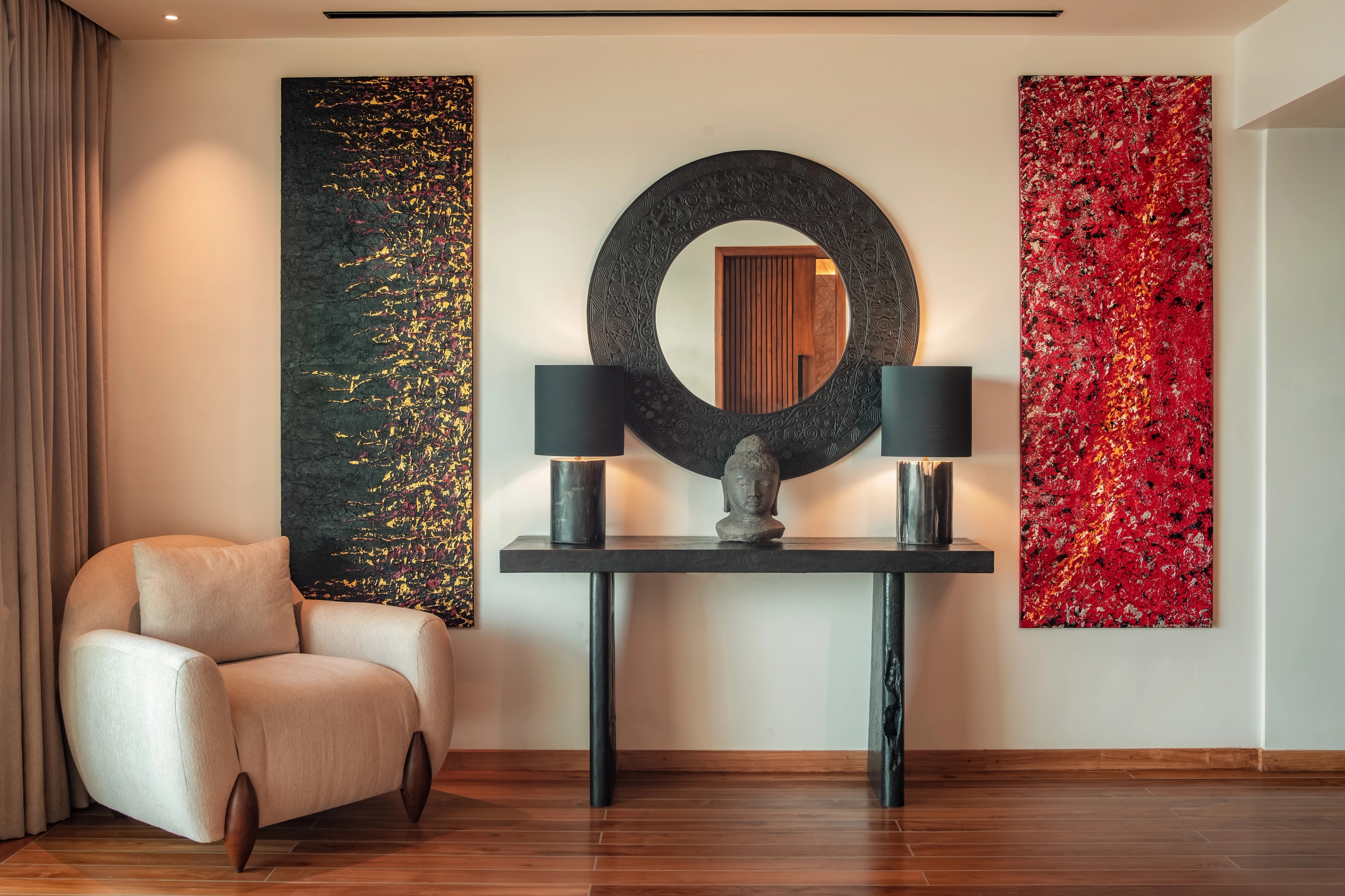 left wing master suite bedroom image