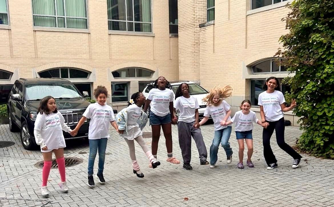 girls jumping