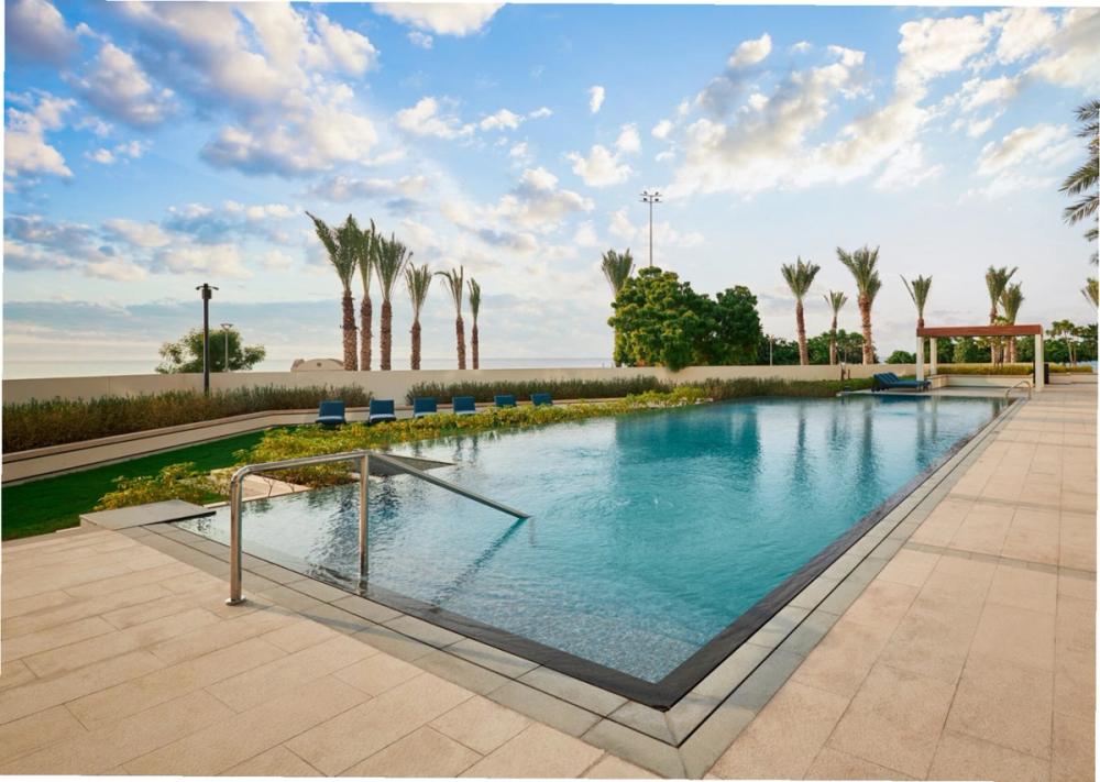 Freehold : 1 Bedroom Apartment for Sale in AlQurum
