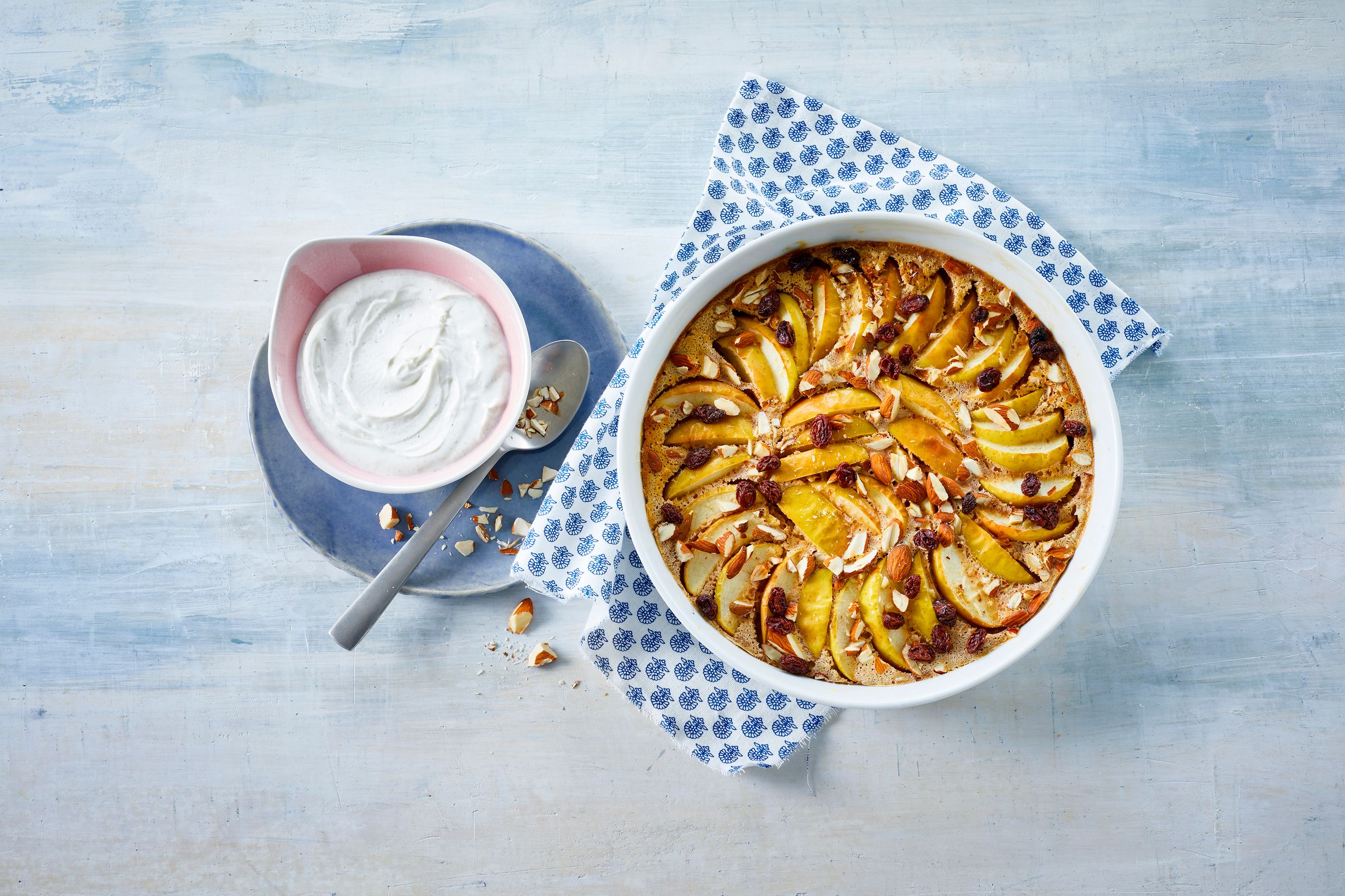 Enkel eplegrateng med cottage cheese