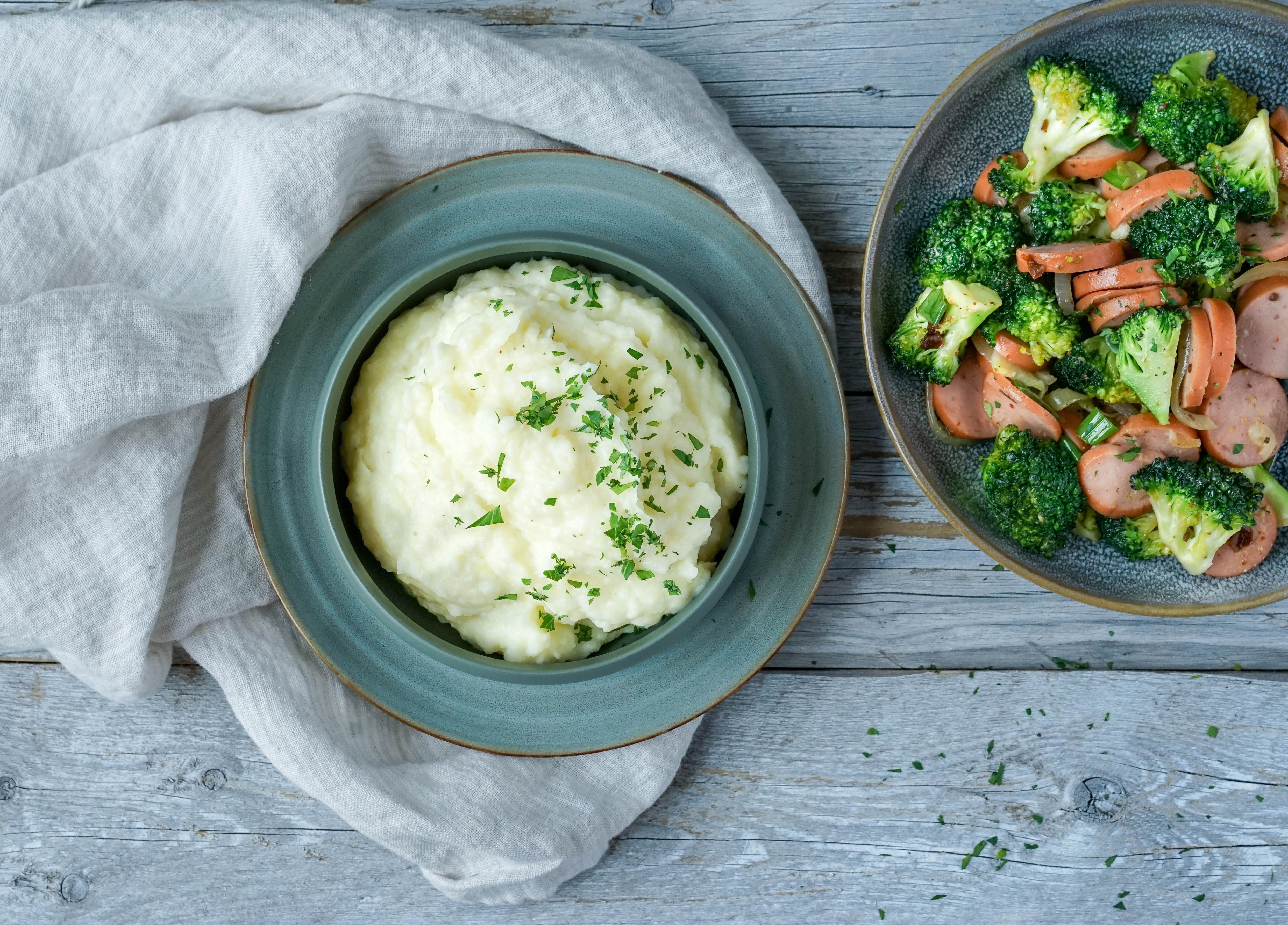 potetstappe med hvitløk