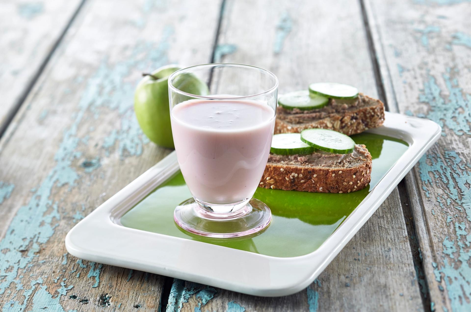 Jordbærmelk i glass