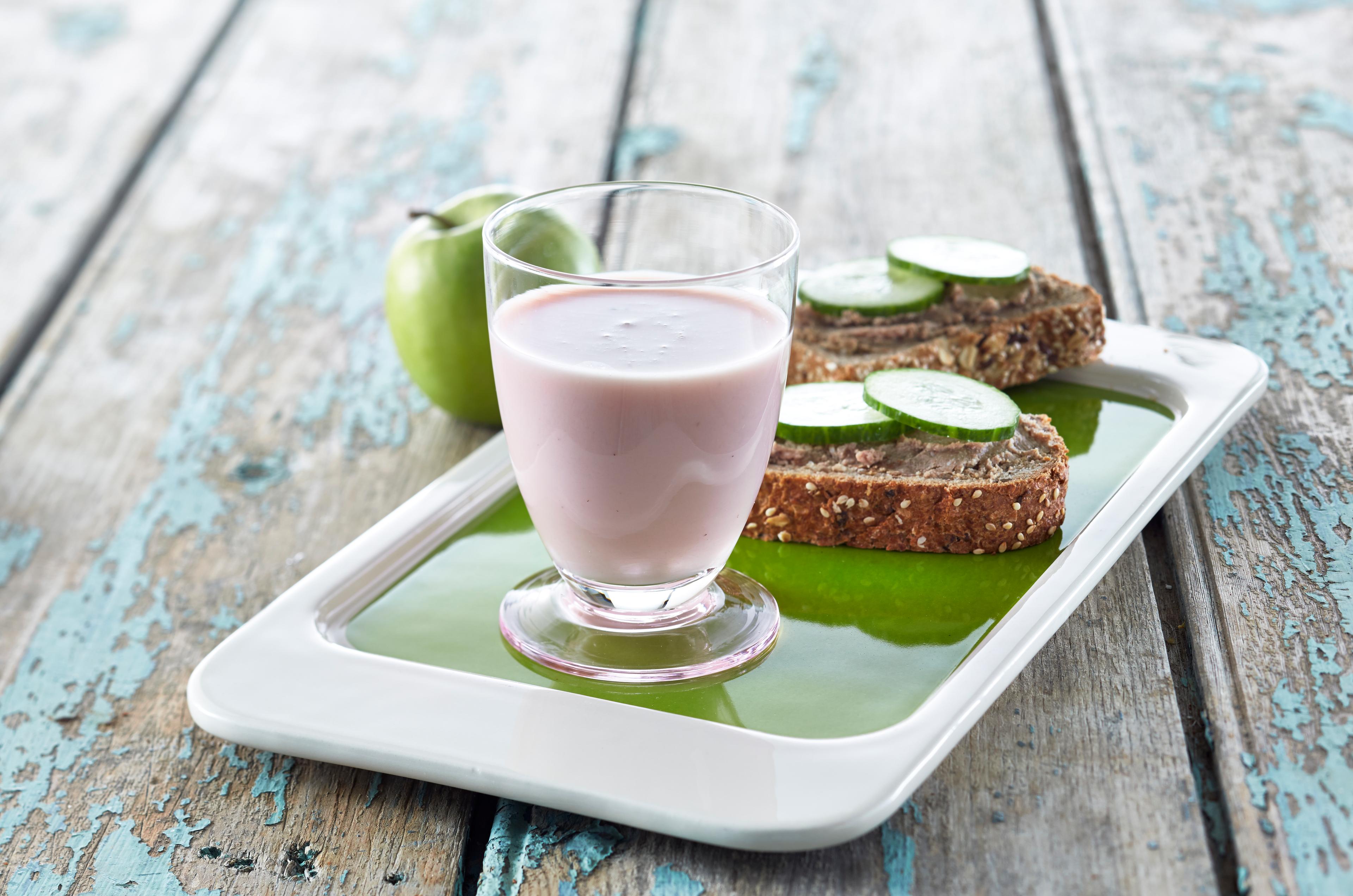 Jordbærmelk i glass