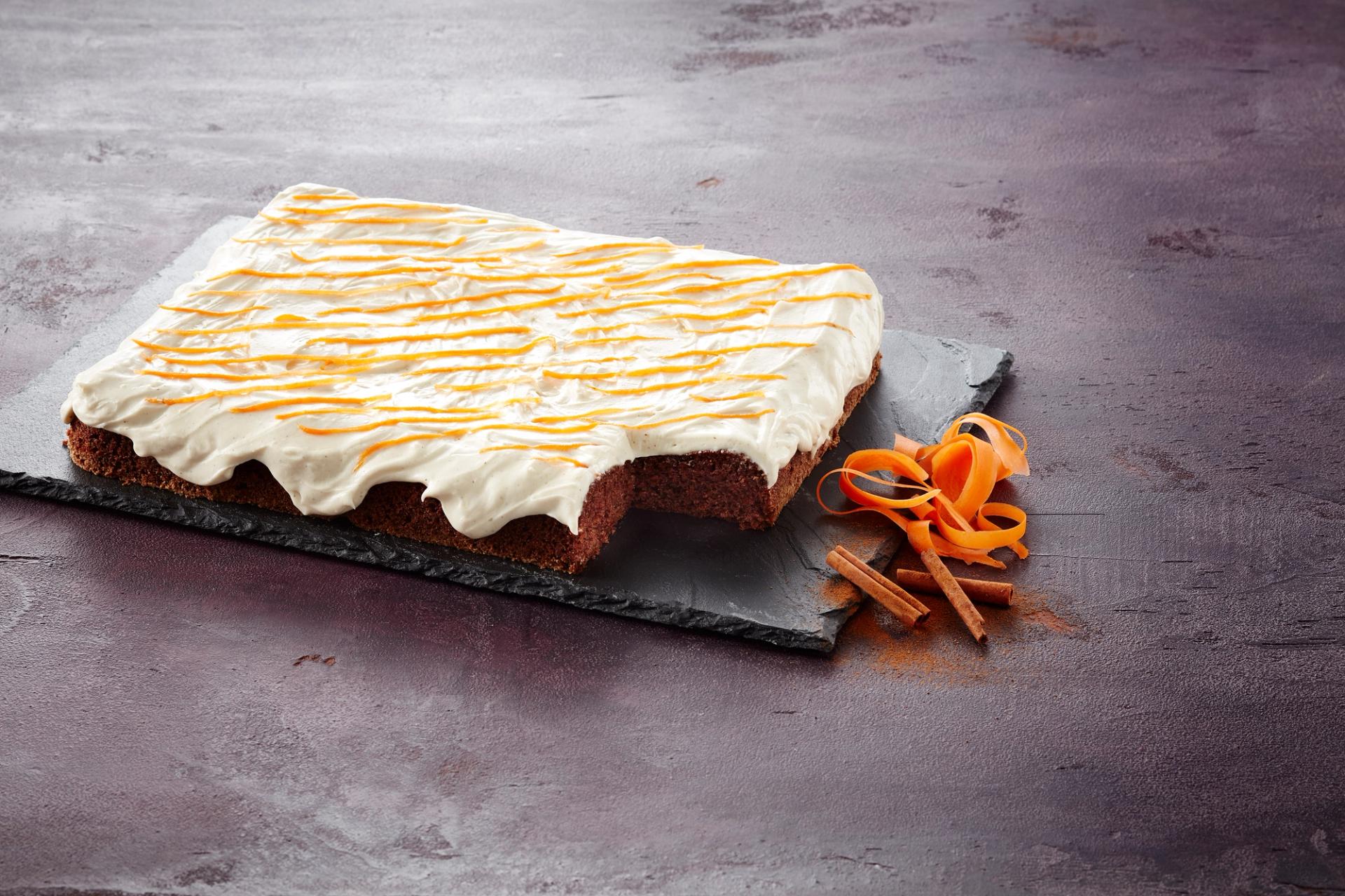 Gulrotkake med ostekrem