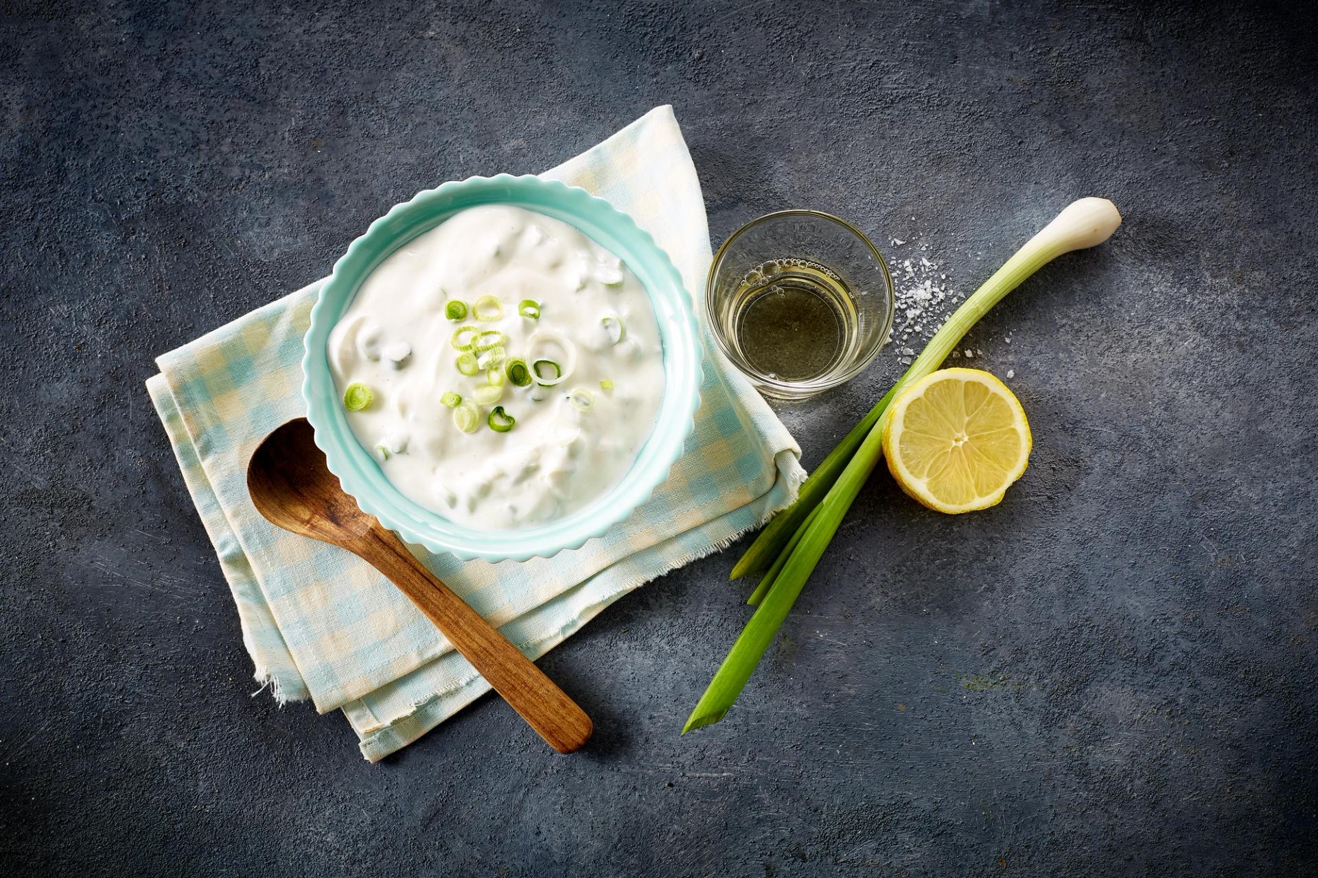 Frisk dressing til spekemat