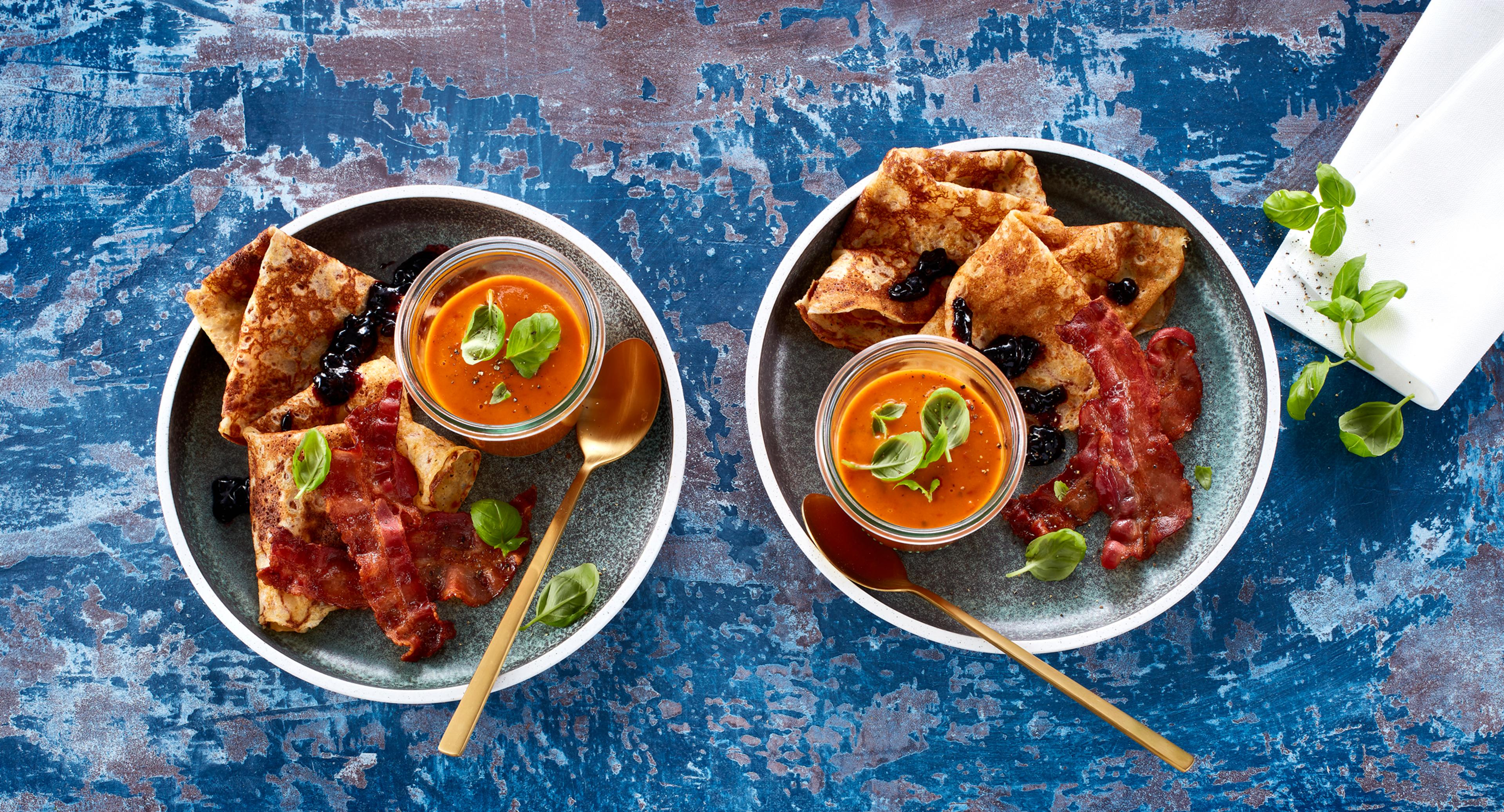Middagspannekaker med tomatsuppe