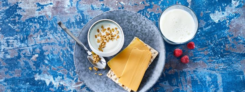Melk, yoghurt og brunost