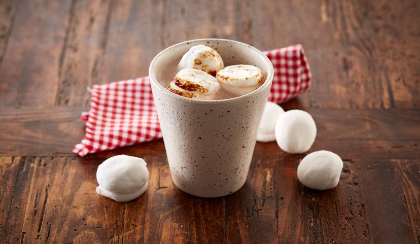 Varm sjokolade med marshmallows