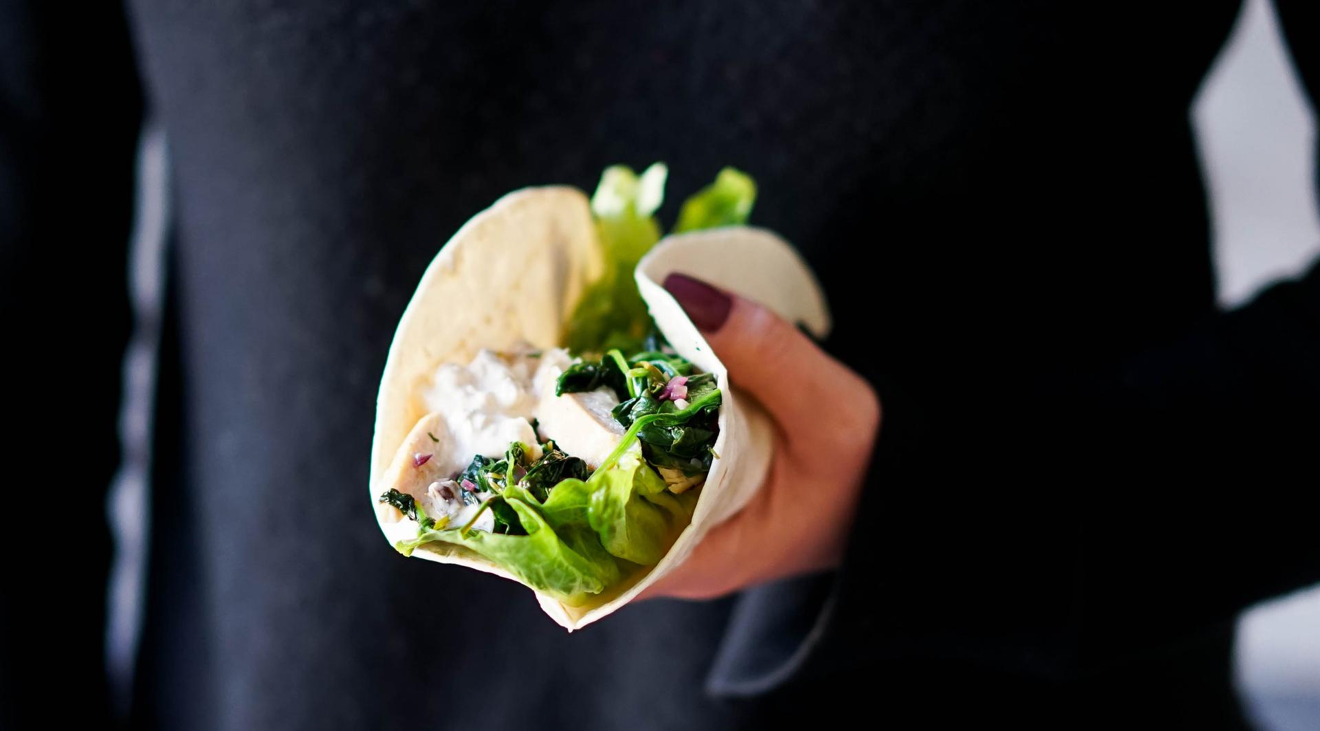 wraps med kylling og cottage cheese dressing