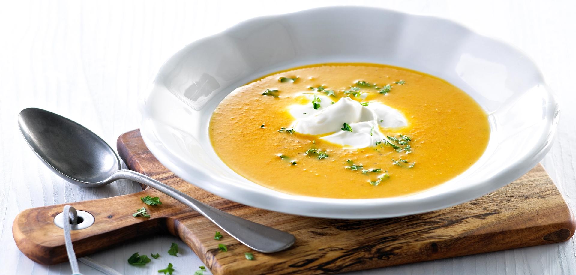 Appelsin- og gulrotsuppe