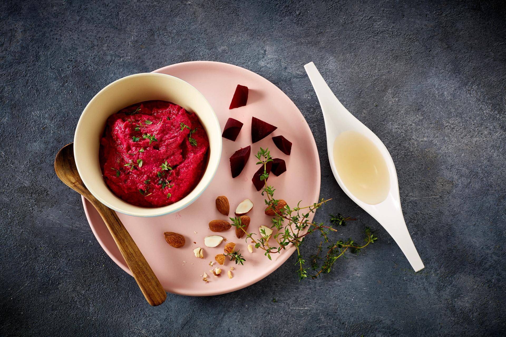 Dipp med rødbeter