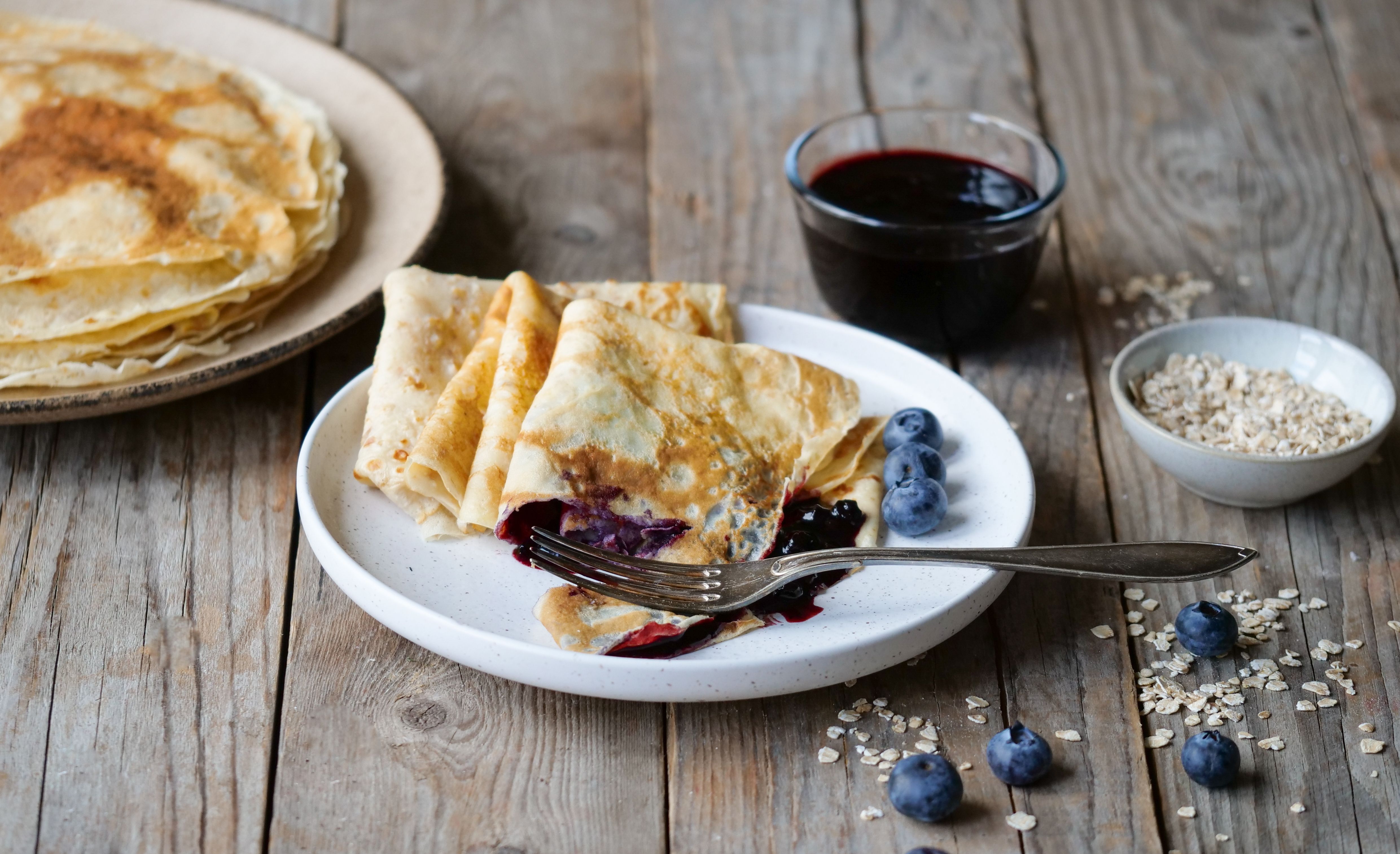 Grove pannekaker med havregryn