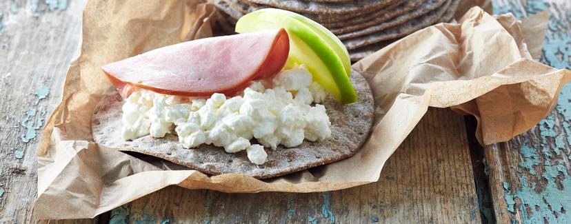 Cottage cheese på knekkebrød