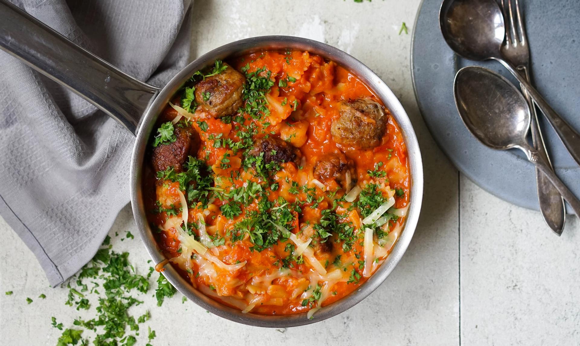 one pot pasta med kjøttboller