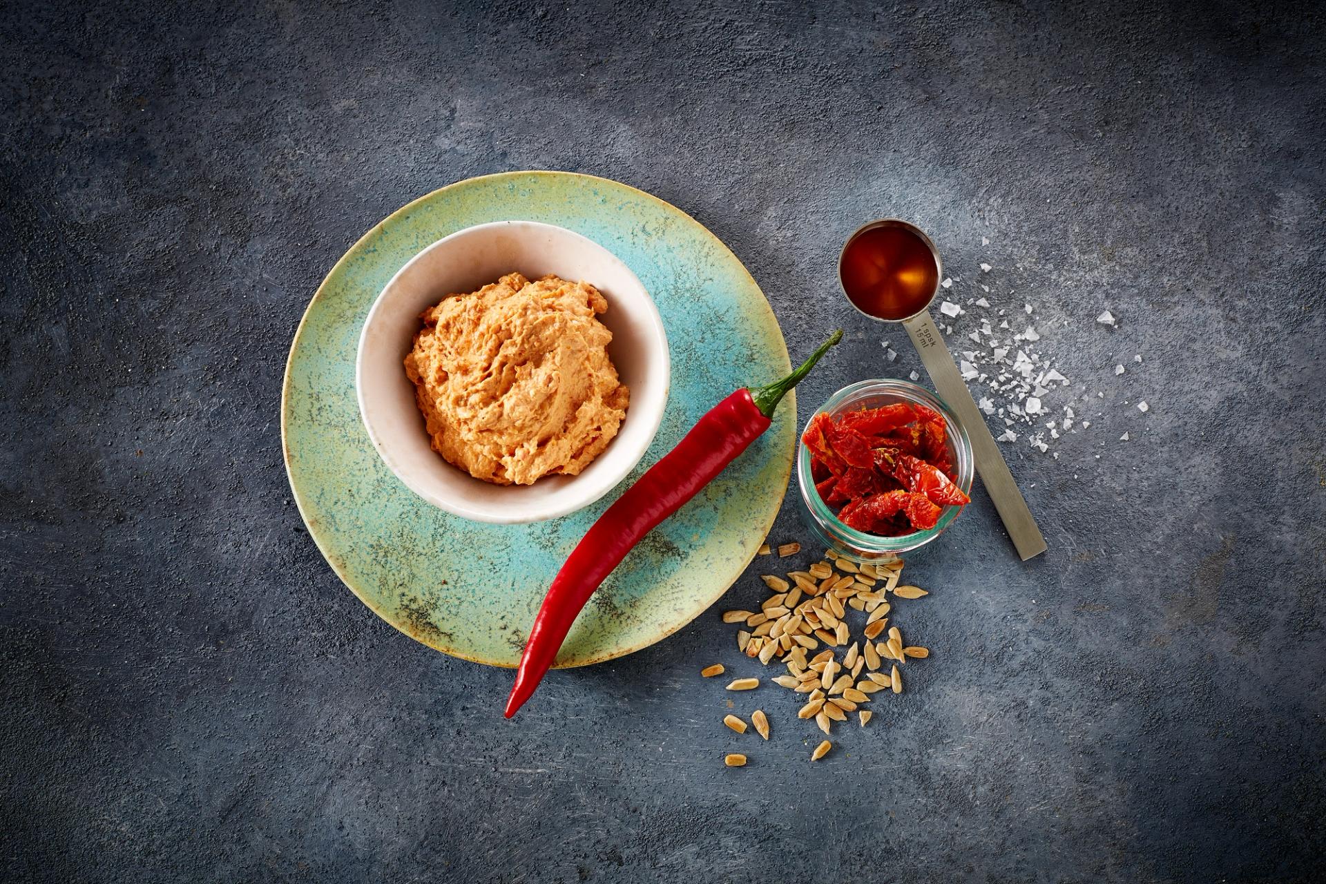 Dipp med soltørket tomat