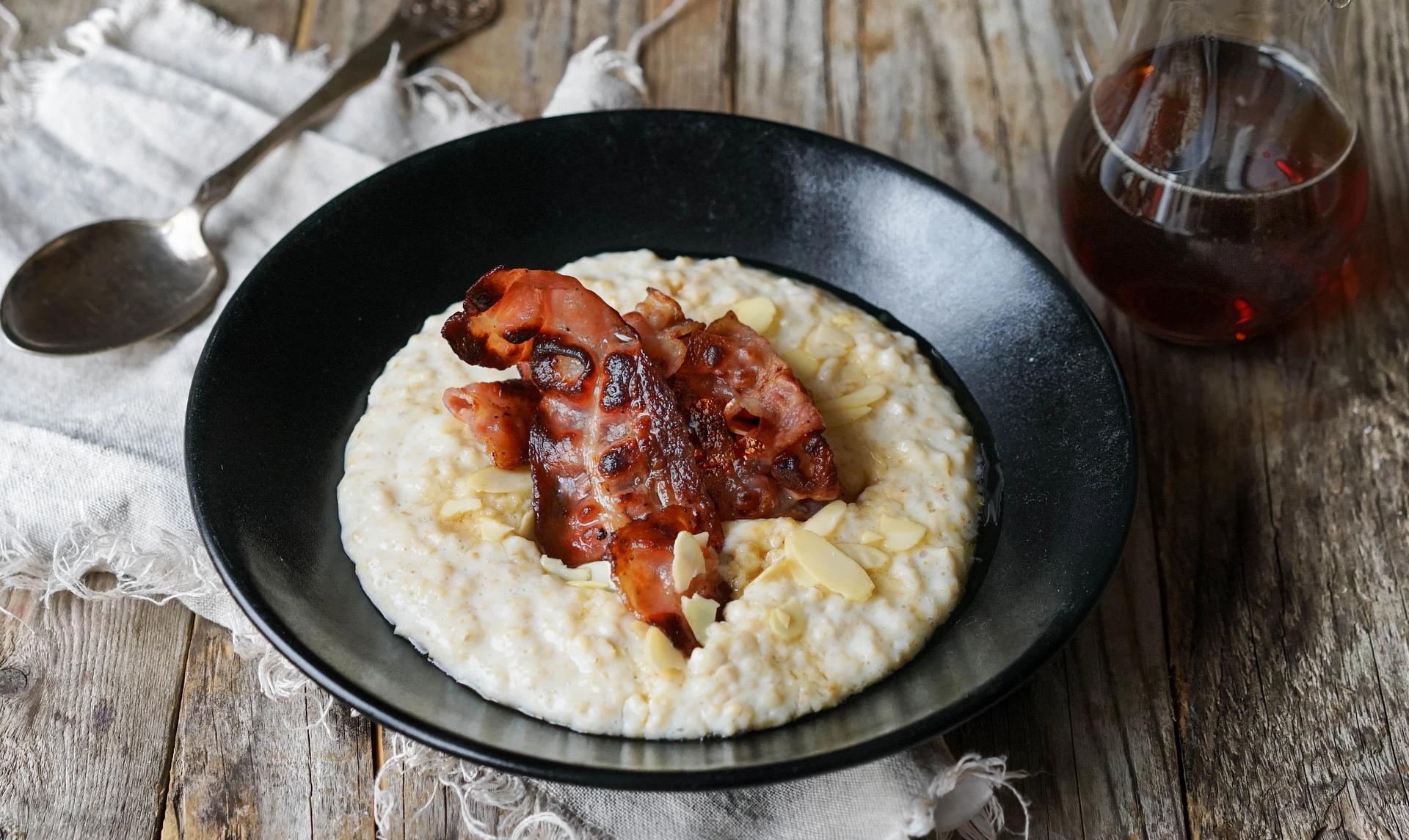 Havregrøt med bacon
