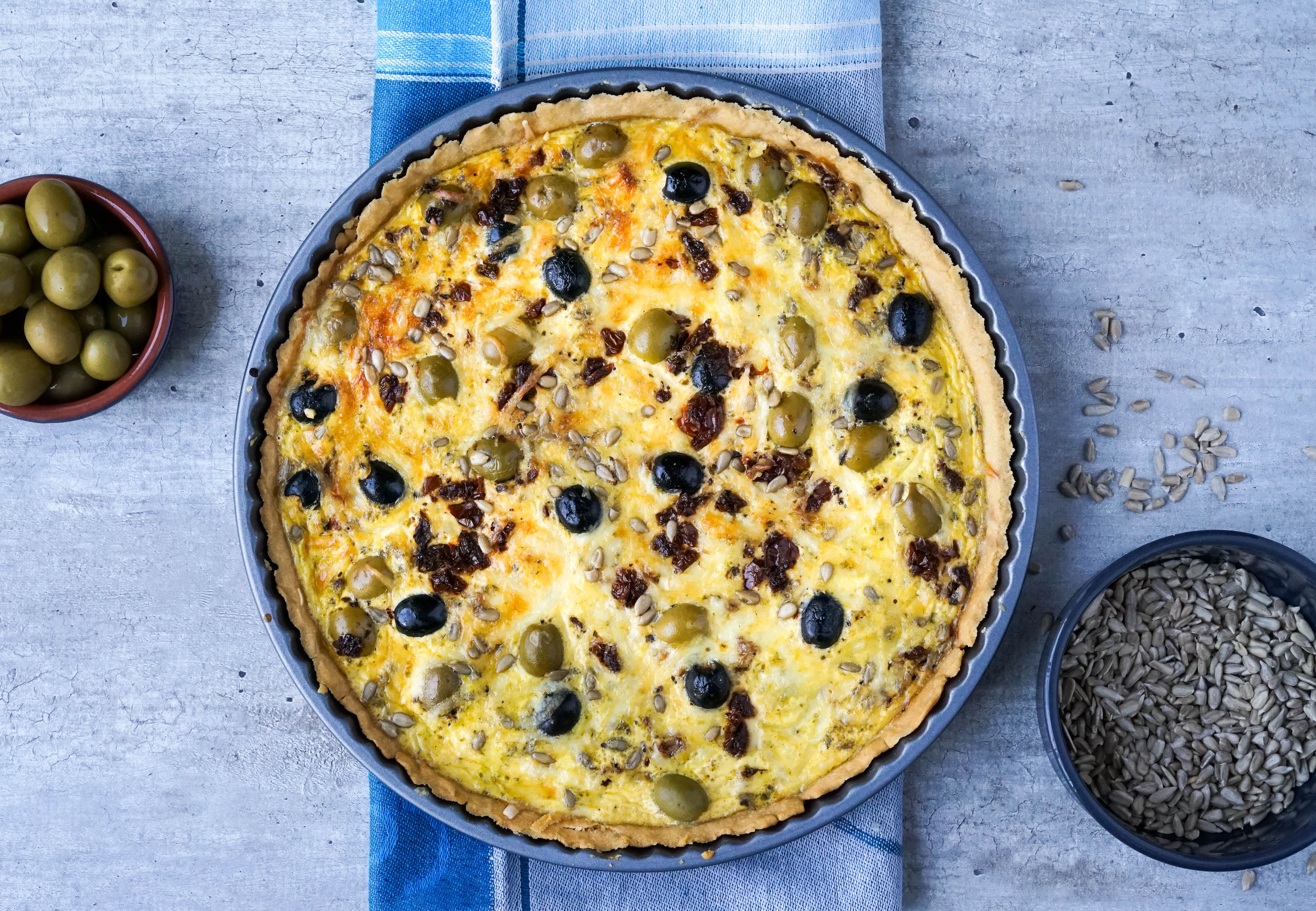 ostepai med soltørket tomat