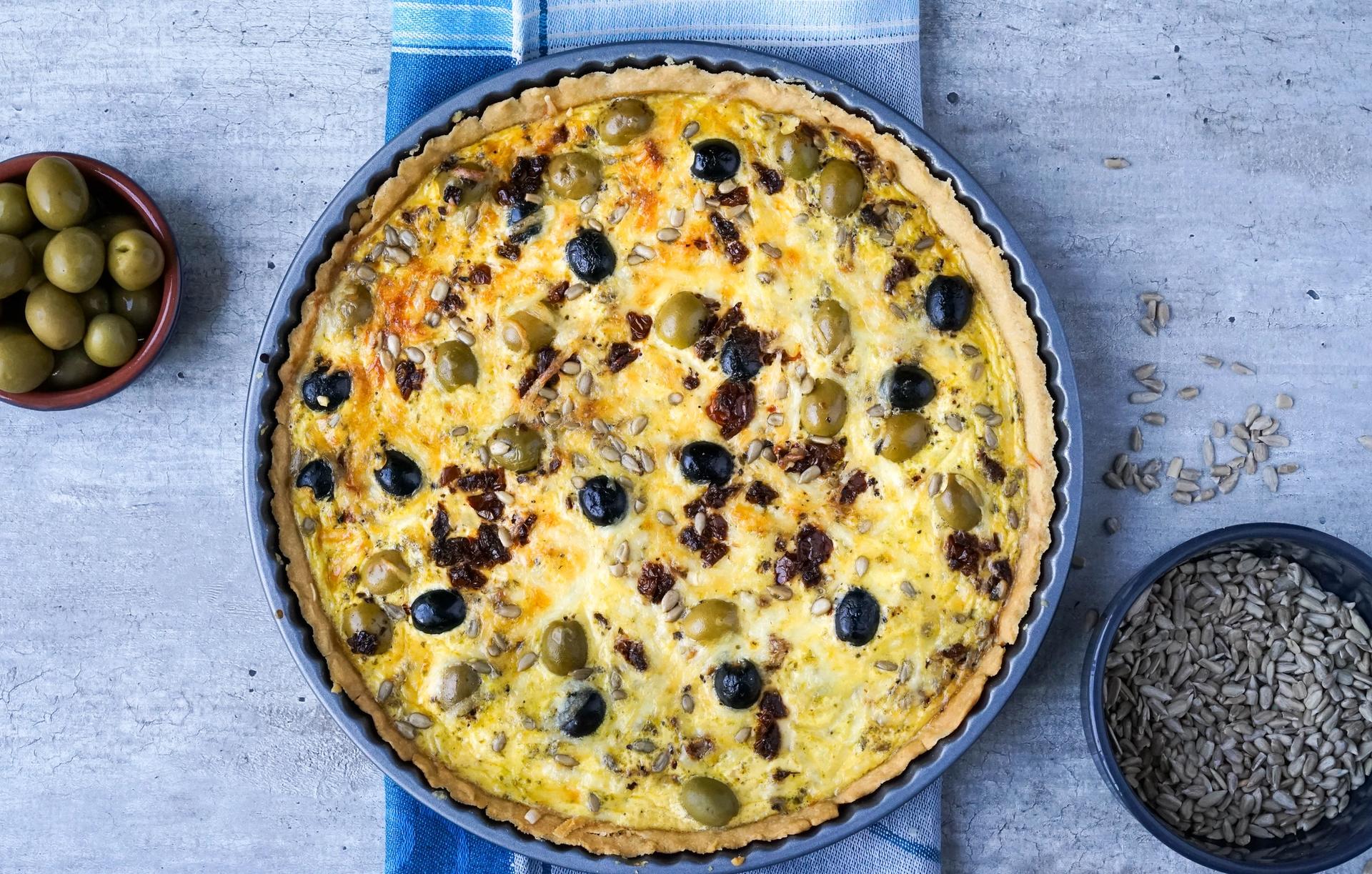 ostepai med soltørket tomat