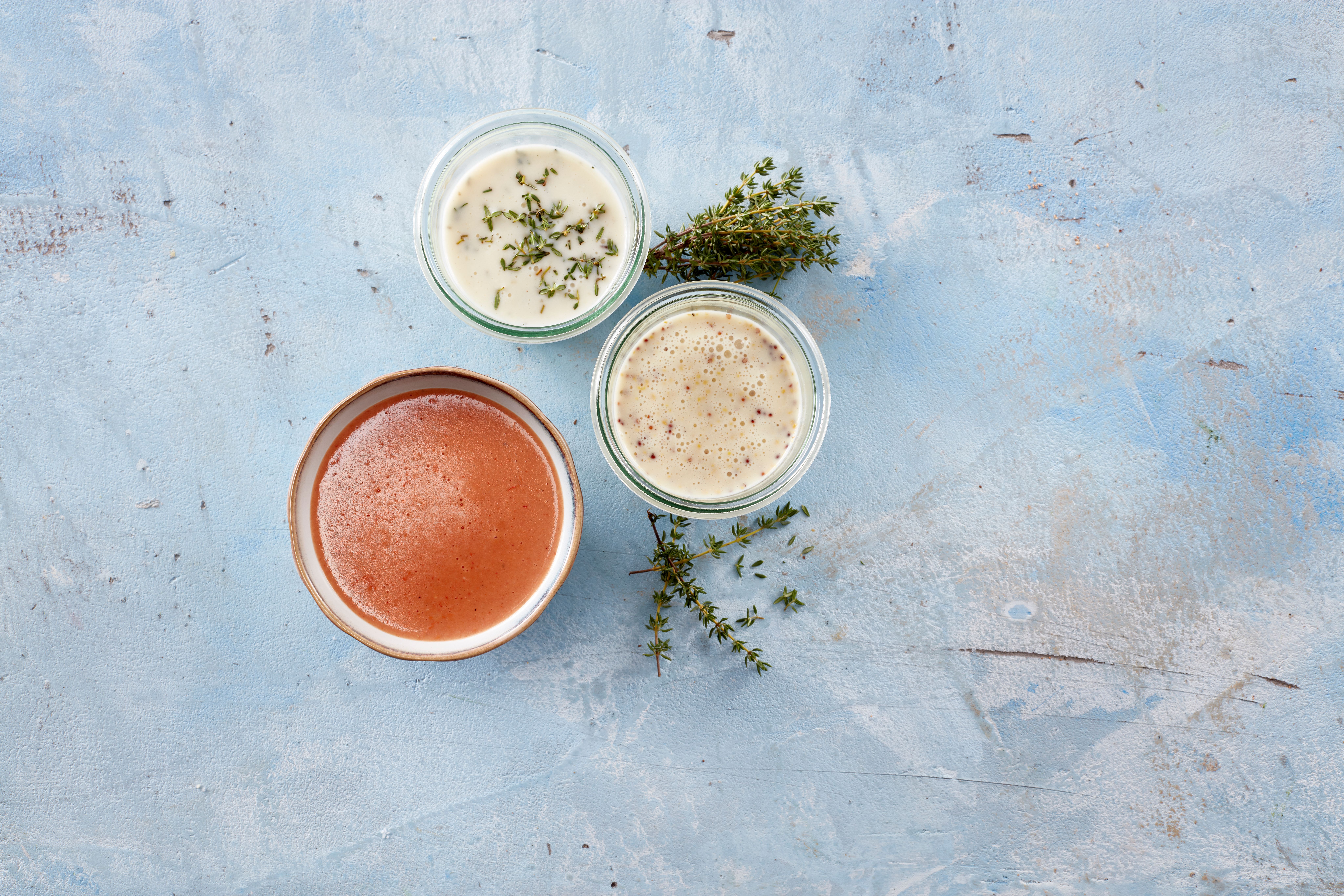 Variasjoner av hvit saus