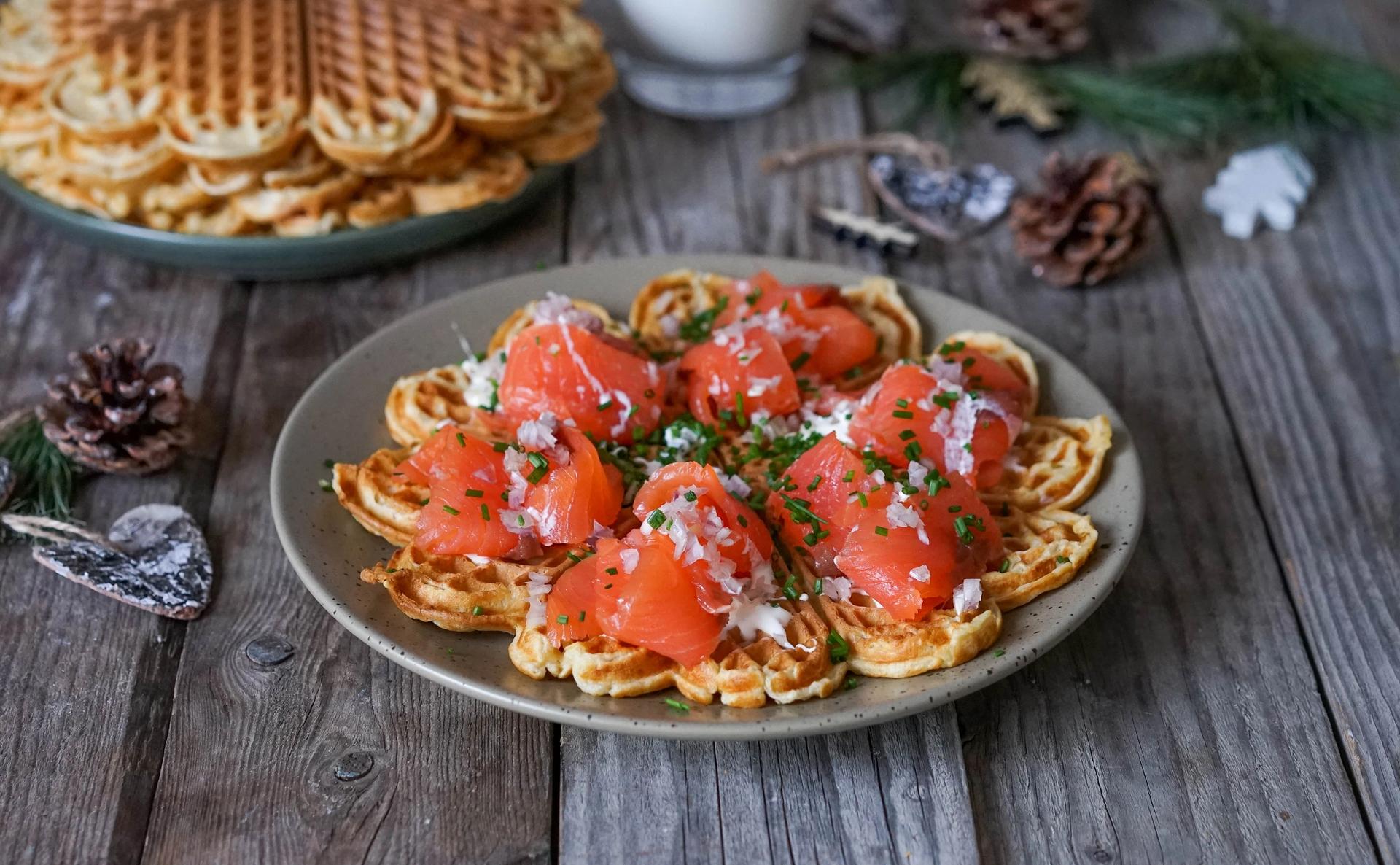 Vafler med røkelaks