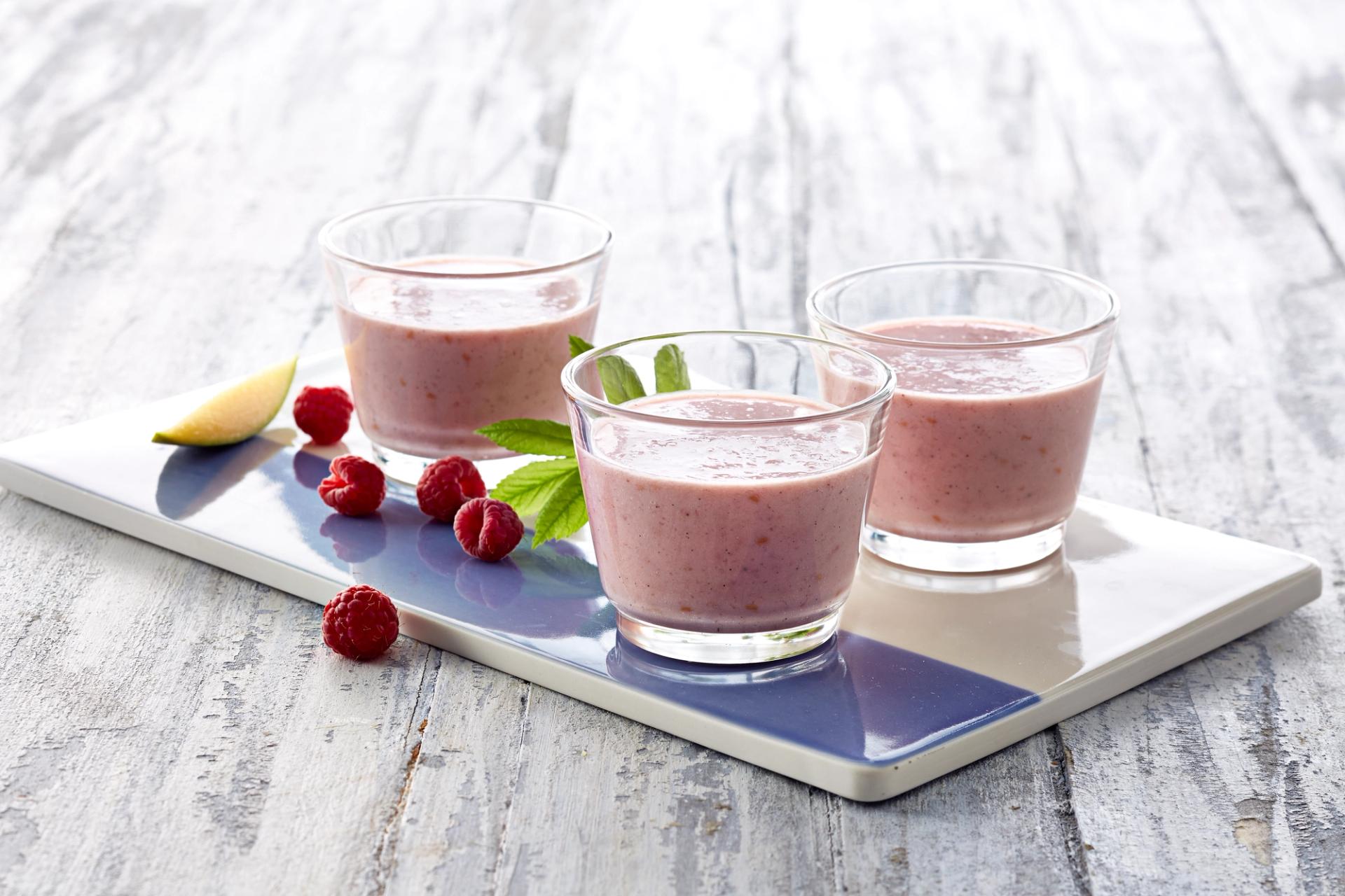 Bringebærmilkshake med ingefær