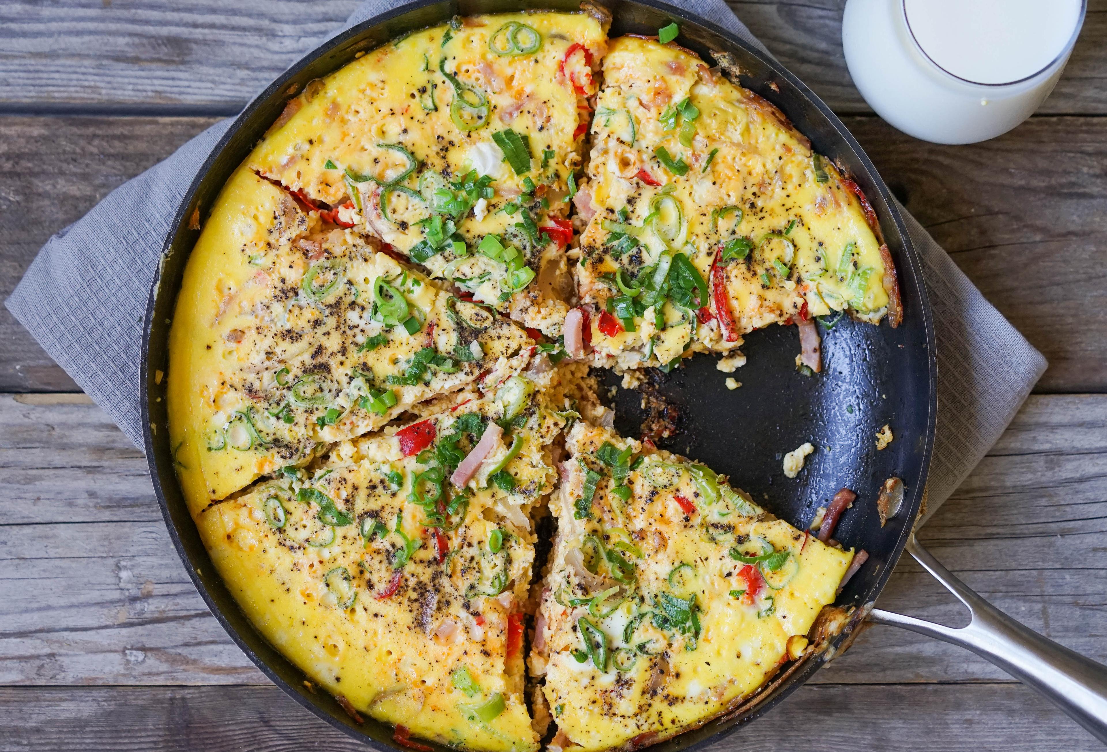 frittata med ost og skinke