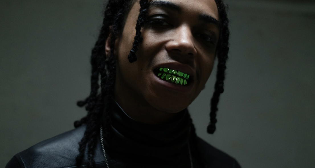 Cheva In Real Life ラップコア ミクスチャー Rapcore Kazi Magazine | Che Is Making Weird Rap Sound Expensive
