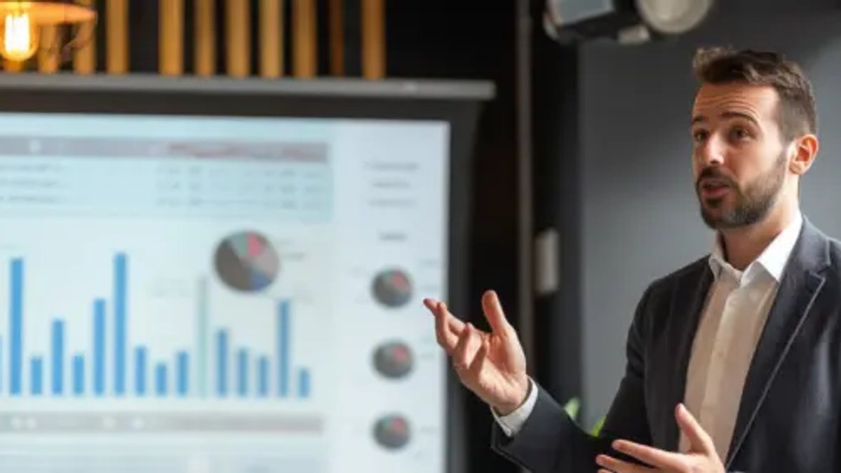 8 Key Characteristics of High-Performing Team