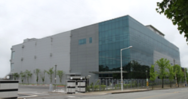 Doosan Tesna: A Semiconductor Tester Caught Between Valuation Promise and Structural Limits