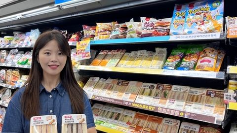 "호텔 말고 편의점"…외국인이 몰려드는 K편의점의 비밀