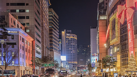 명동 유통 전쟁, 신세계·롯데의 콘텐츠 대결