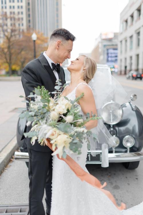 Megan and Will's West Coast-Inspired Day in Columbus Best Wedding Florist Ohio