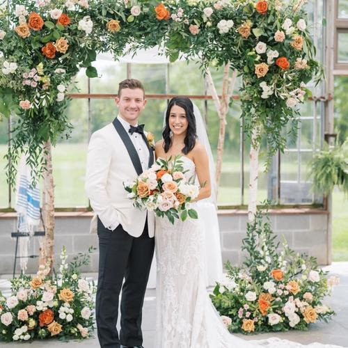 Jorgensen Farms Oak Grove Wedding Flowers