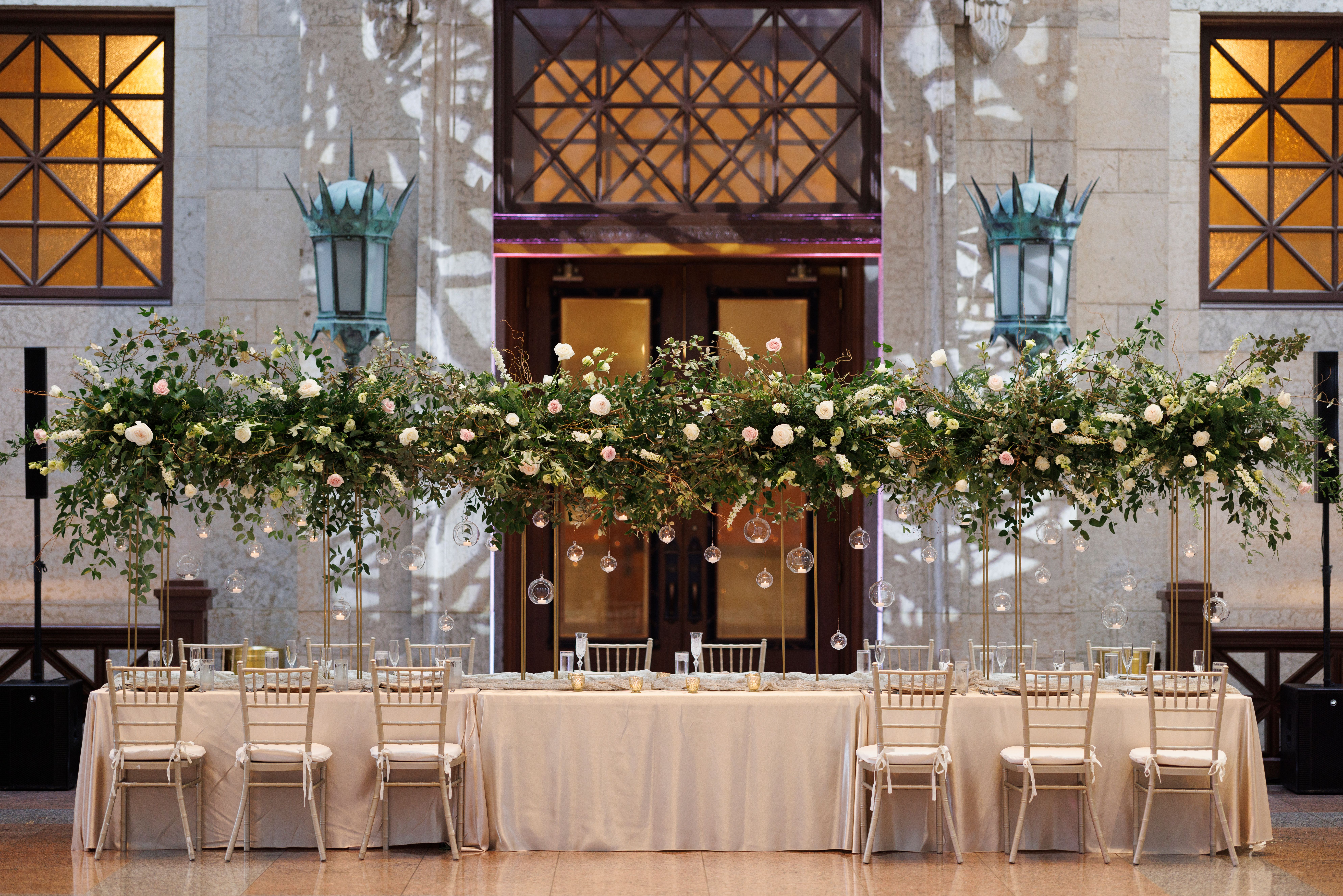 Elegant Florals at the Ohio Statehouse Columbus Ohio