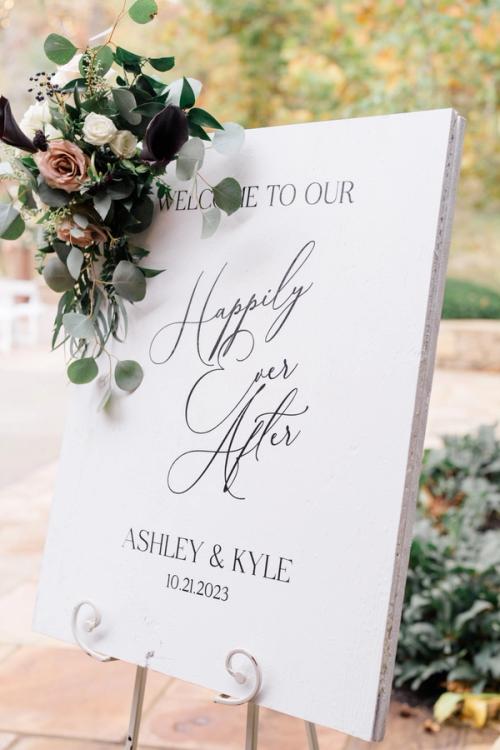 Ashley and Kyle Celebrate in Style at the Darby House Best Wedding Florist Ohio