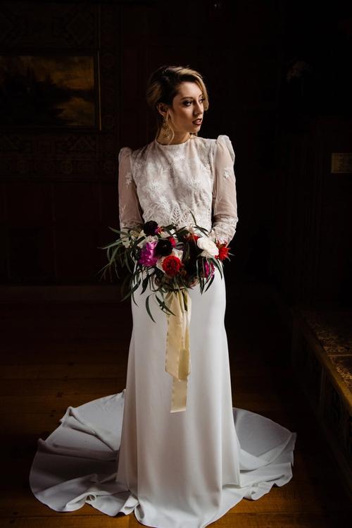 A Moody, Romantic Styled Shoot at Beverly Mansion Best Wedding Florist Ohio