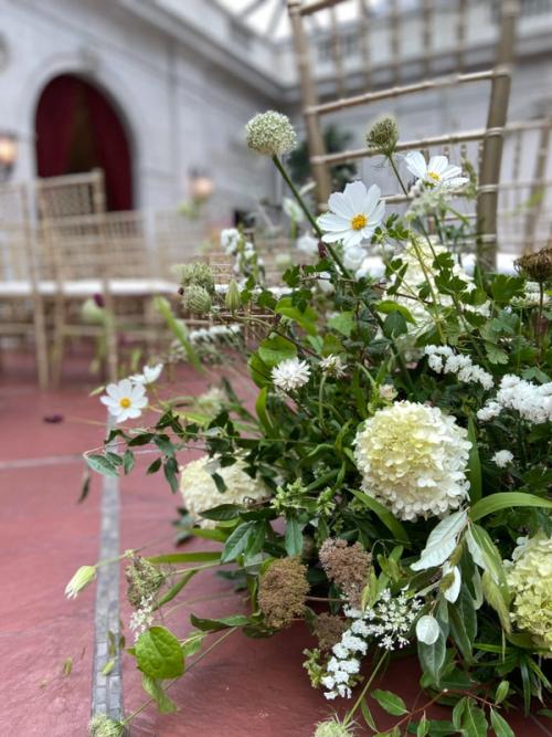 Dancing in the Flowers at the Columbus Museum of Art Best Wedding Florist Ohio