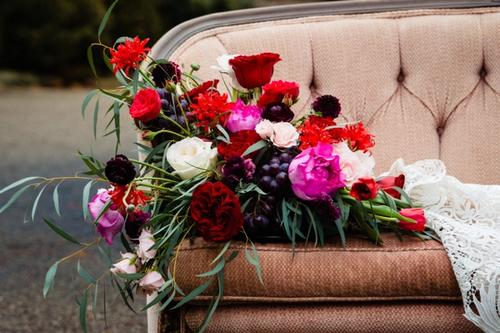 A Moody, Romantic Styled Shoot at Beverly Mansion Best Wedding Florist Ohio