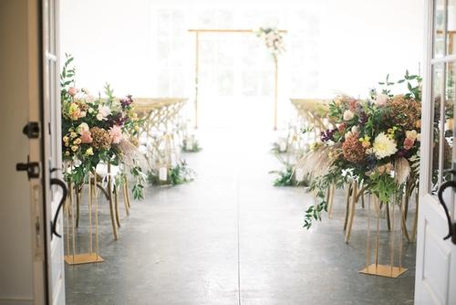 Natural, Mauve-Toned Florals at Magnolia Hill Farm Best Wedding Florist Ohio