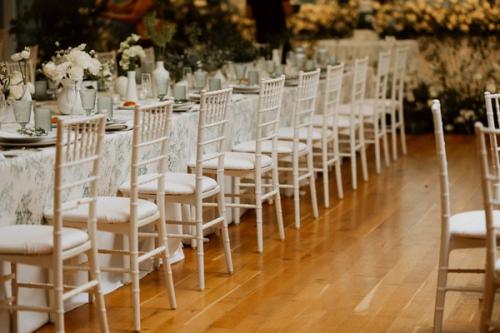 Dancing in the Flowers at the Columbus Museum of Art Best Wedding Florist Ohio