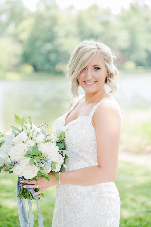 Bonnie and Joey's Clean Whites with a Touch of Something Blue at the Columbus Museum of Art Best Wedding Florist Ohio