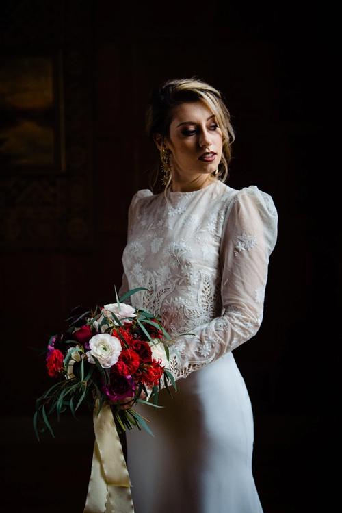 A Moody, Romantic Styled Shoot at Beverly Mansion Best Wedding Florist Ohio