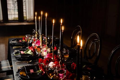 A Moody, Romantic Styled Shoot at Beverly Mansion Best Wedding Florist Ohio