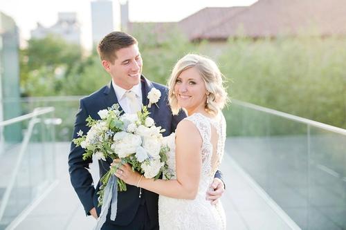 Bonnie and Joey's Clean Whites with a Touch of Something Blue at the Columbus Museum of Art Best Wedding Florist Ohio