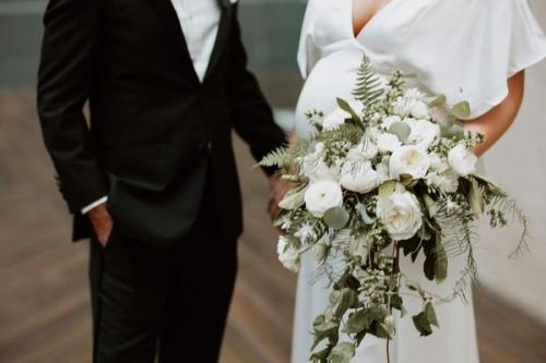 Dancing in the Flowers at the Columbus Museum of Art Best Wedding Florist Ohio