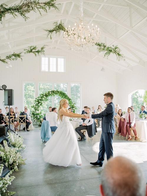 Amongst the Flowers at Magnolia Hill with Meg & Alex Best Wedding Florist Ohio