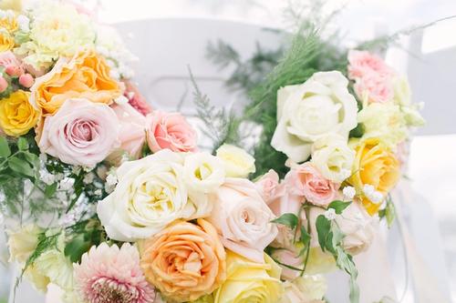 Sunny Pastels at Jorgensen Farms Best Wedding Florist Ohio